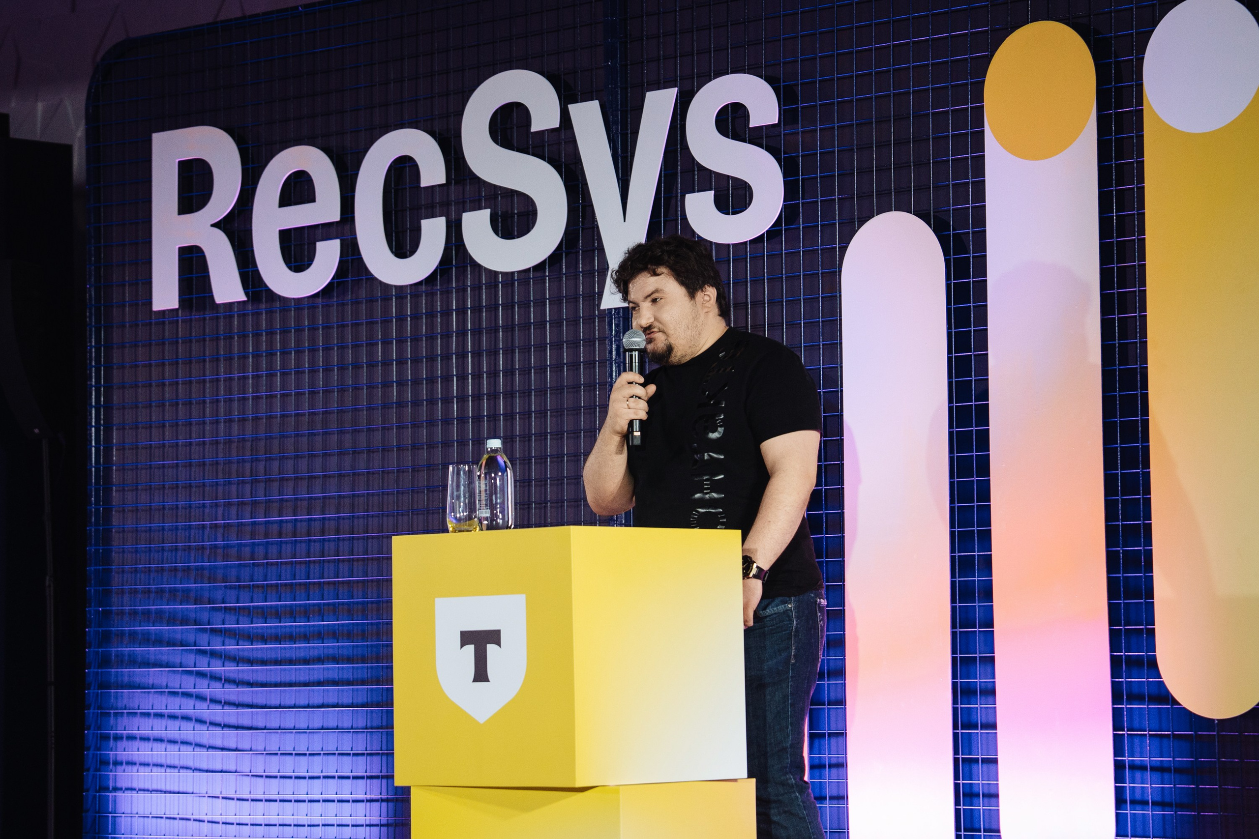 Turbo ML conf 2025. Рекламный фотограф Москва — рекламная и бренд-съёмка | Polyakov