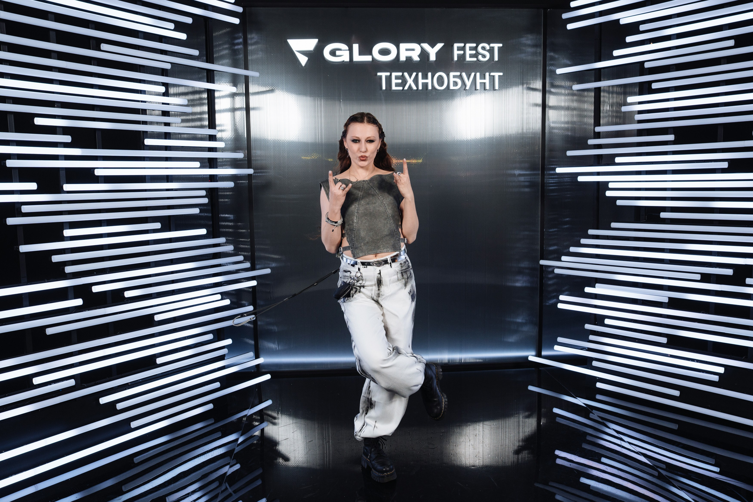 Glory 2025. Рекламный фотограф Москва — рекламная и бренд-съёмка | Polyakov