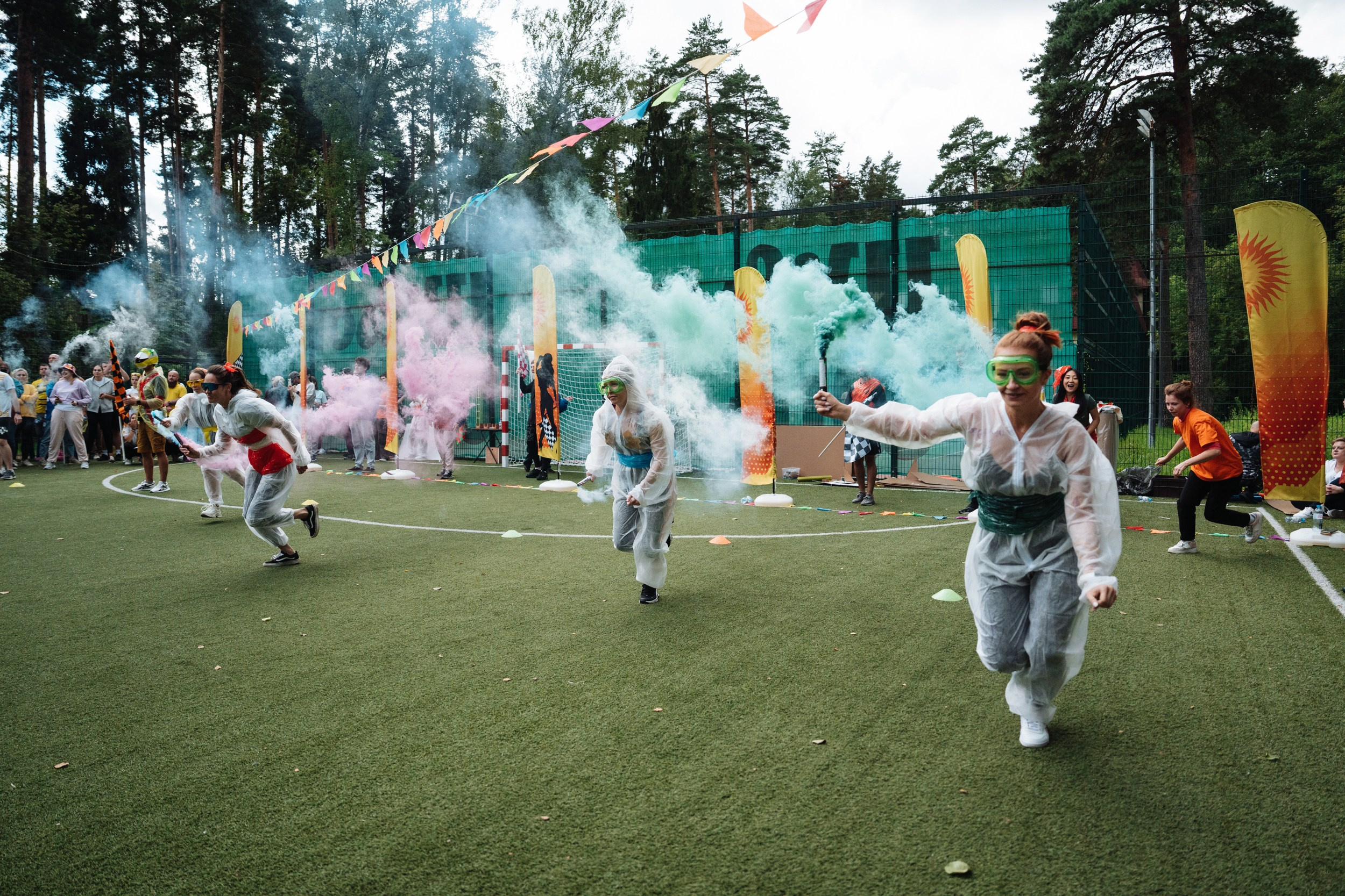 Summer corporate. Рекламный фотограф Москва — рекламная и бренд-съёмка | Polyakov