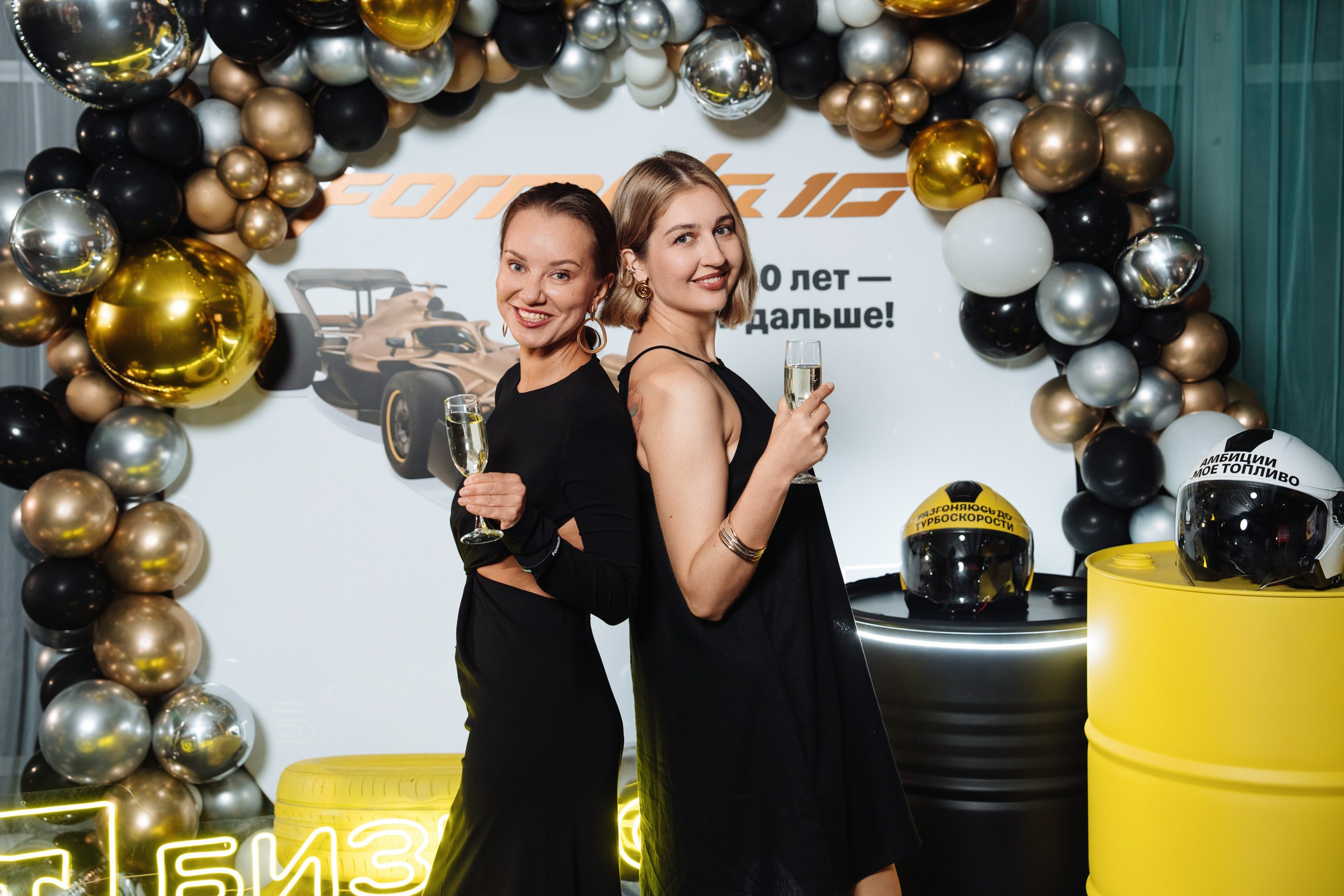 Summer corporate. Рекламный фотограф Москва — рекламная и бренд-съёмка | Polyakov
