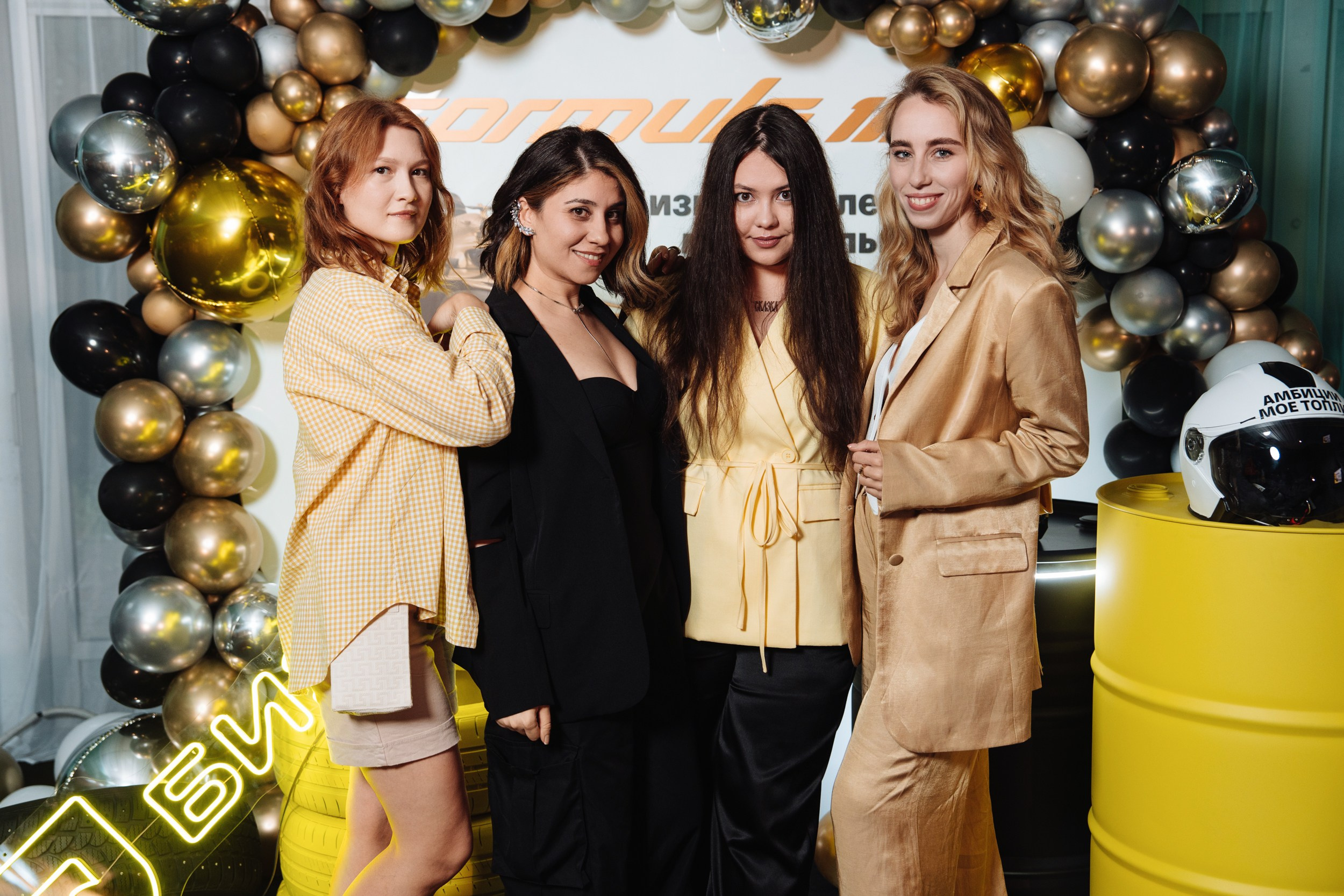 Summer corporate. Рекламный фотограф Москва — рекламная и бренд-съёмка | Polyakov
