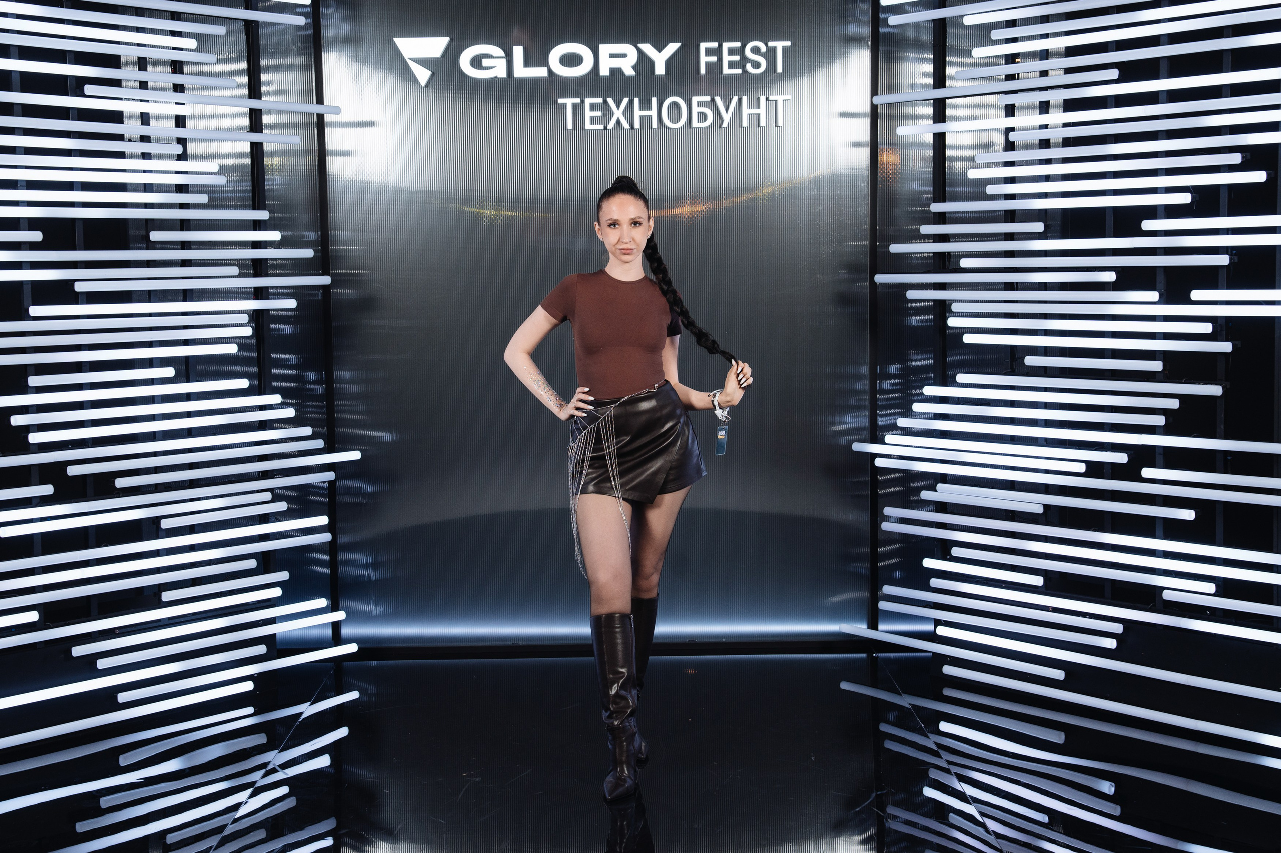 Glory 2025. Рекламный фотограф Москва — рекламная и бренд-съёмка | Polyakov