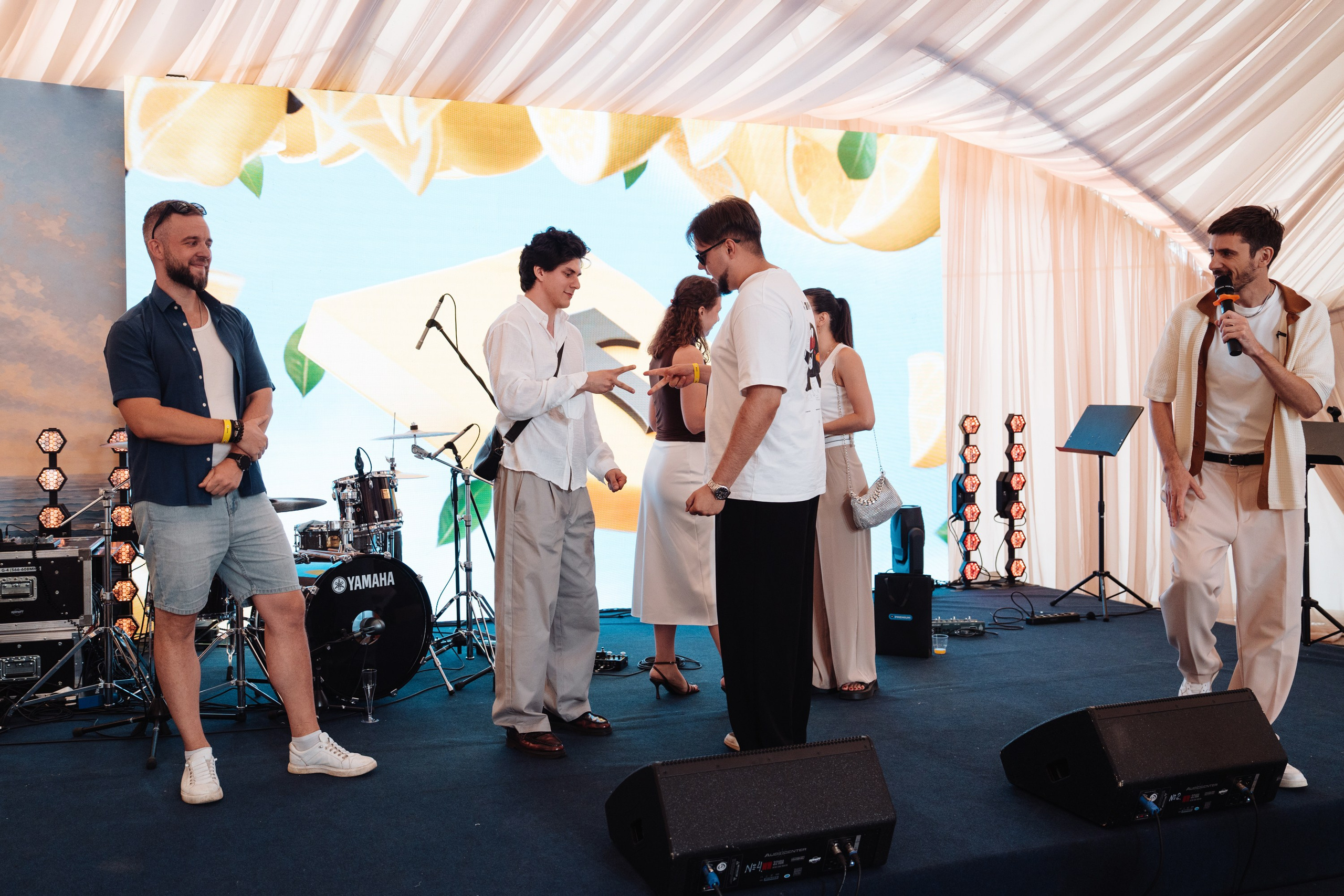 Summer corporate. Рекламный фотограф Москва — рекламная и бренд-съёмка | Polyakov