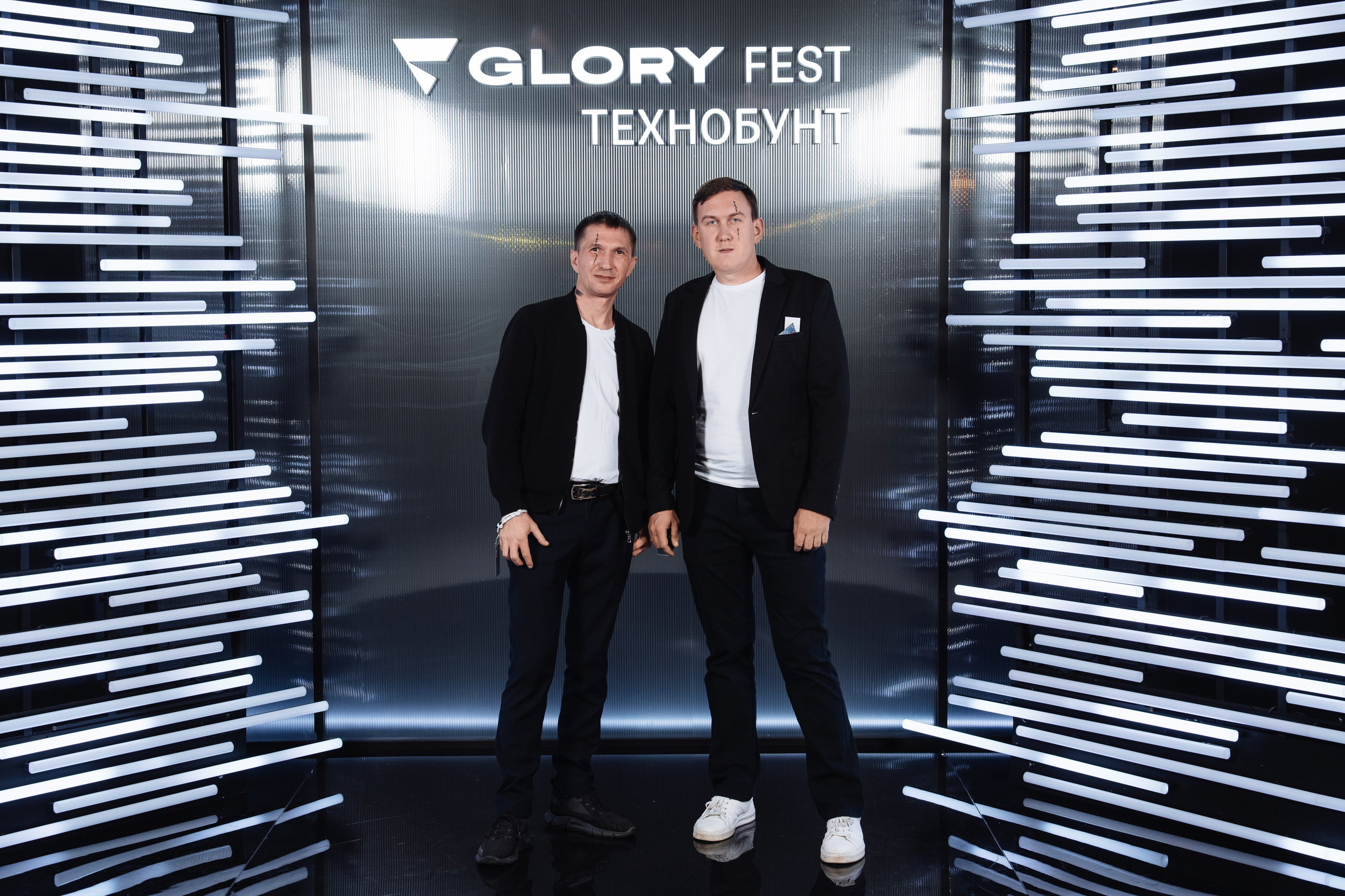 Glory 2025. Рекламный фотограф Москва — рекламная и бренд-съёмка | Polyakov
