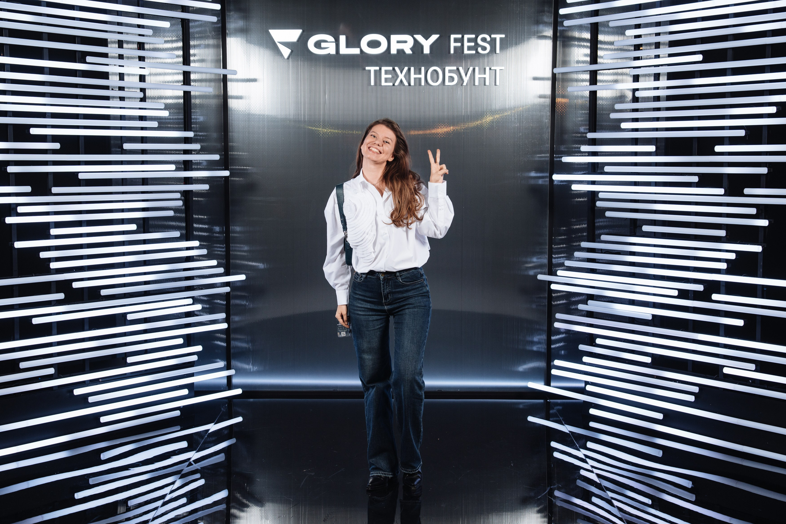 Glory 2025. Рекламный фотограф Москва — рекламная и бренд-съёмка | Polyakov