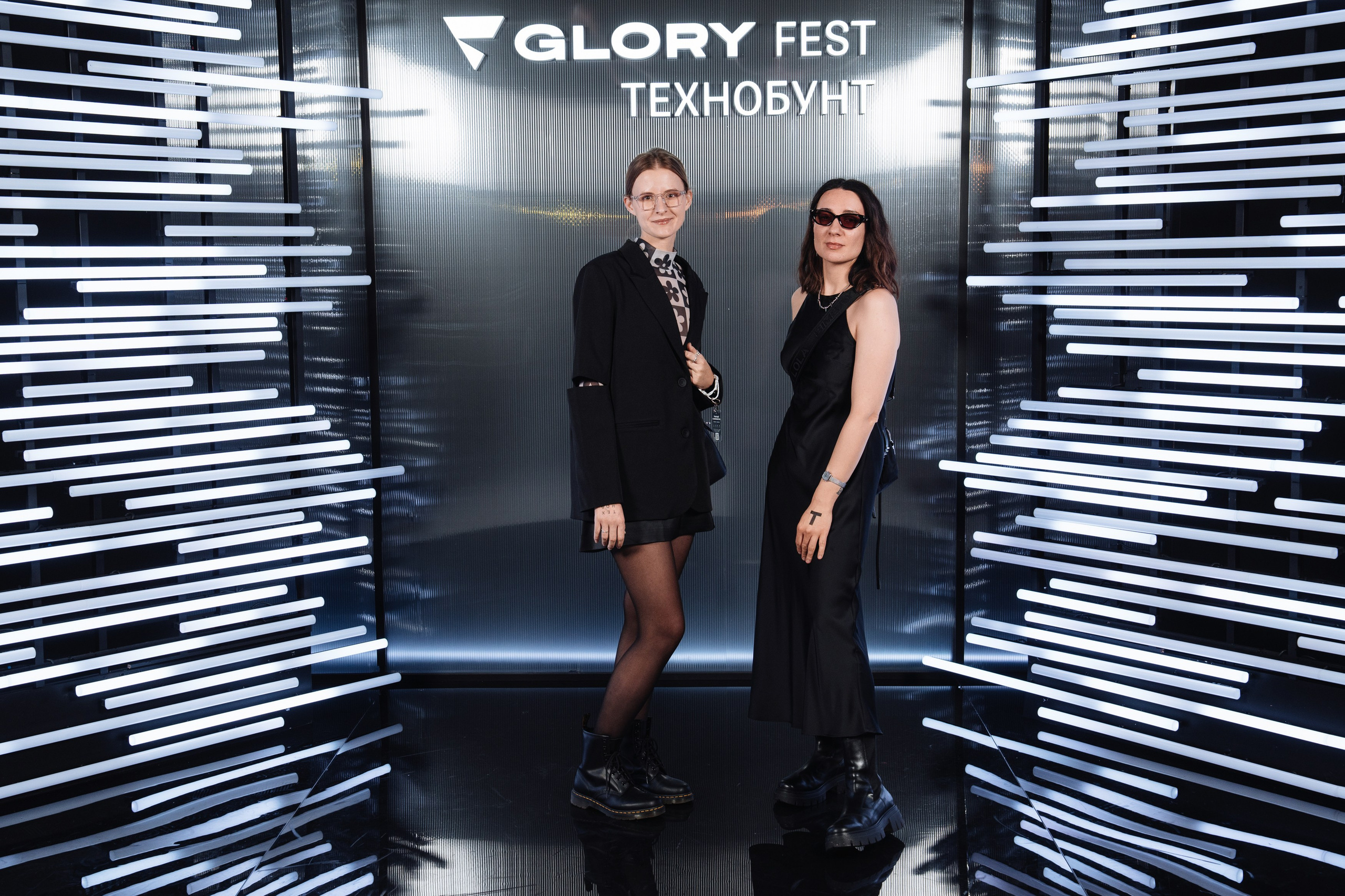 Glory 2025. Рекламный фотограф Москва — рекламная и бренд-съёмка | Polyakov