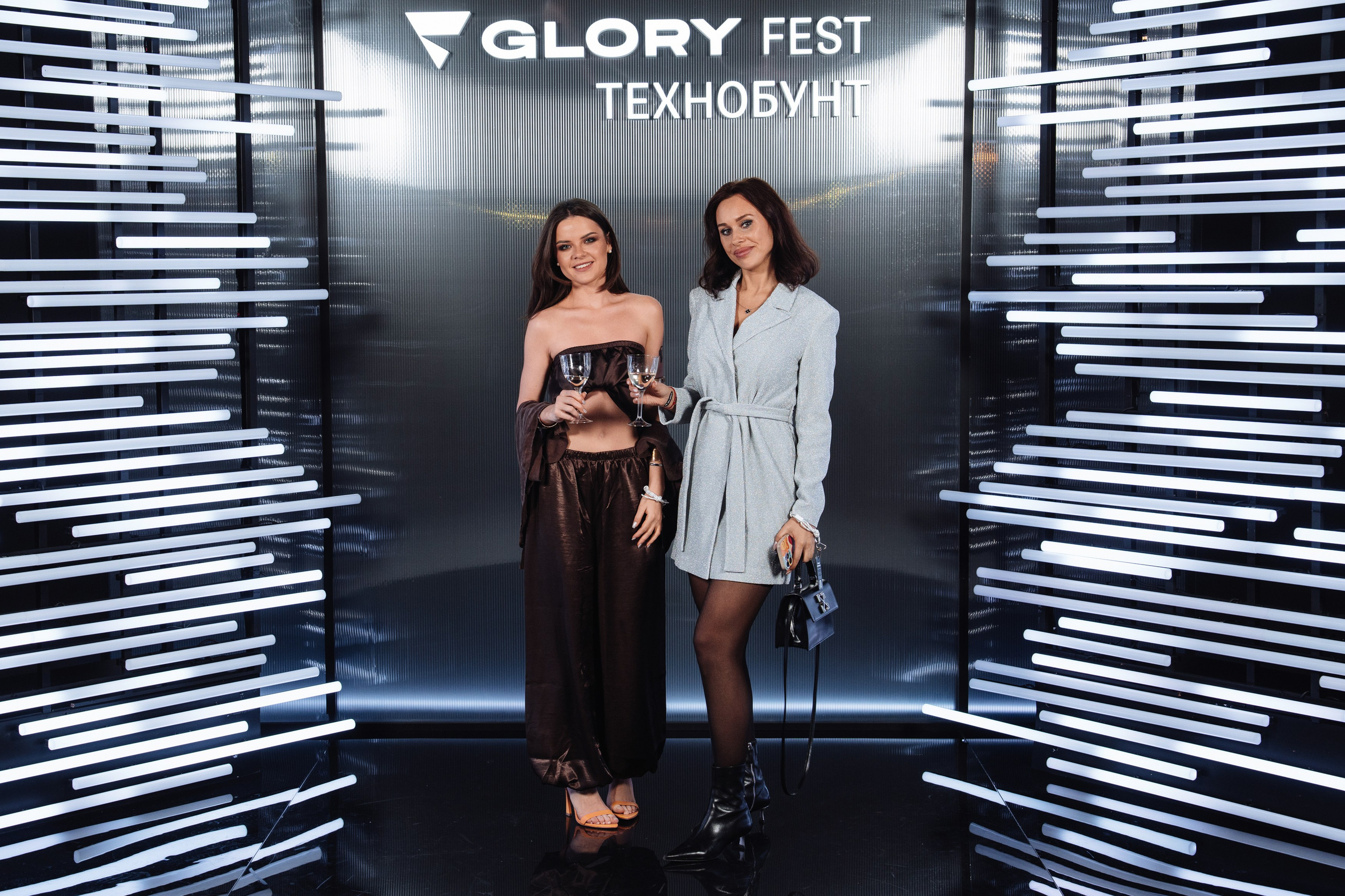 Glory 2025. Рекламный фотограф Москва — рекламная и бренд-съёмка | Polyakov