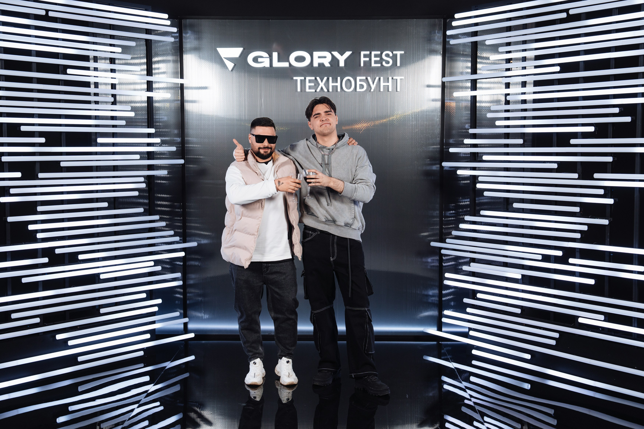 Glory 2025. Рекламный фотограф Москва — рекламная и бренд-съёмка | Polyakov