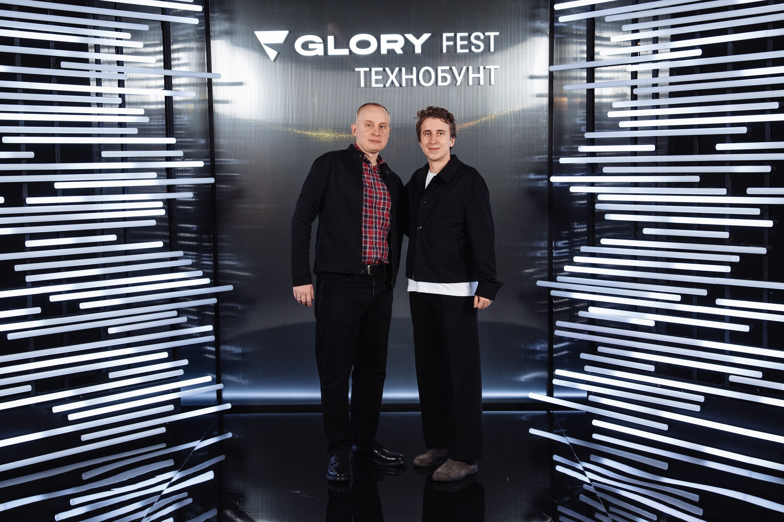 Glory 2025. Рекламный фотограф Москва — рекламная и бренд-съёмка | Polyakov