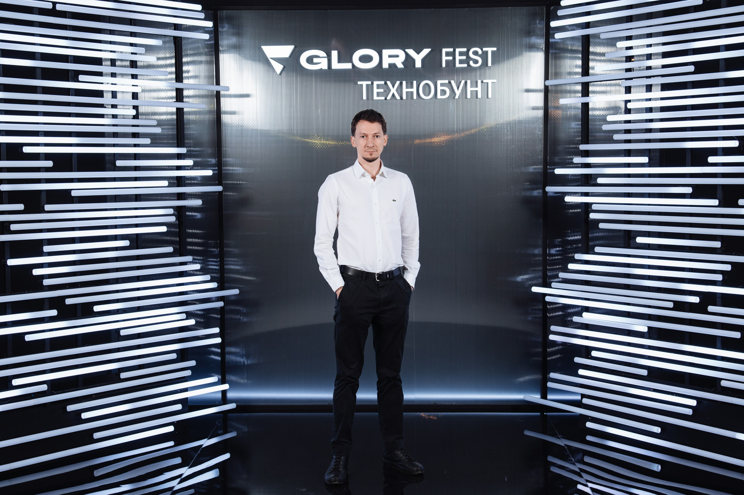 Glory 2025. Рекламный фотограф Москва — рекламная и бренд-съёмка | Polyakov