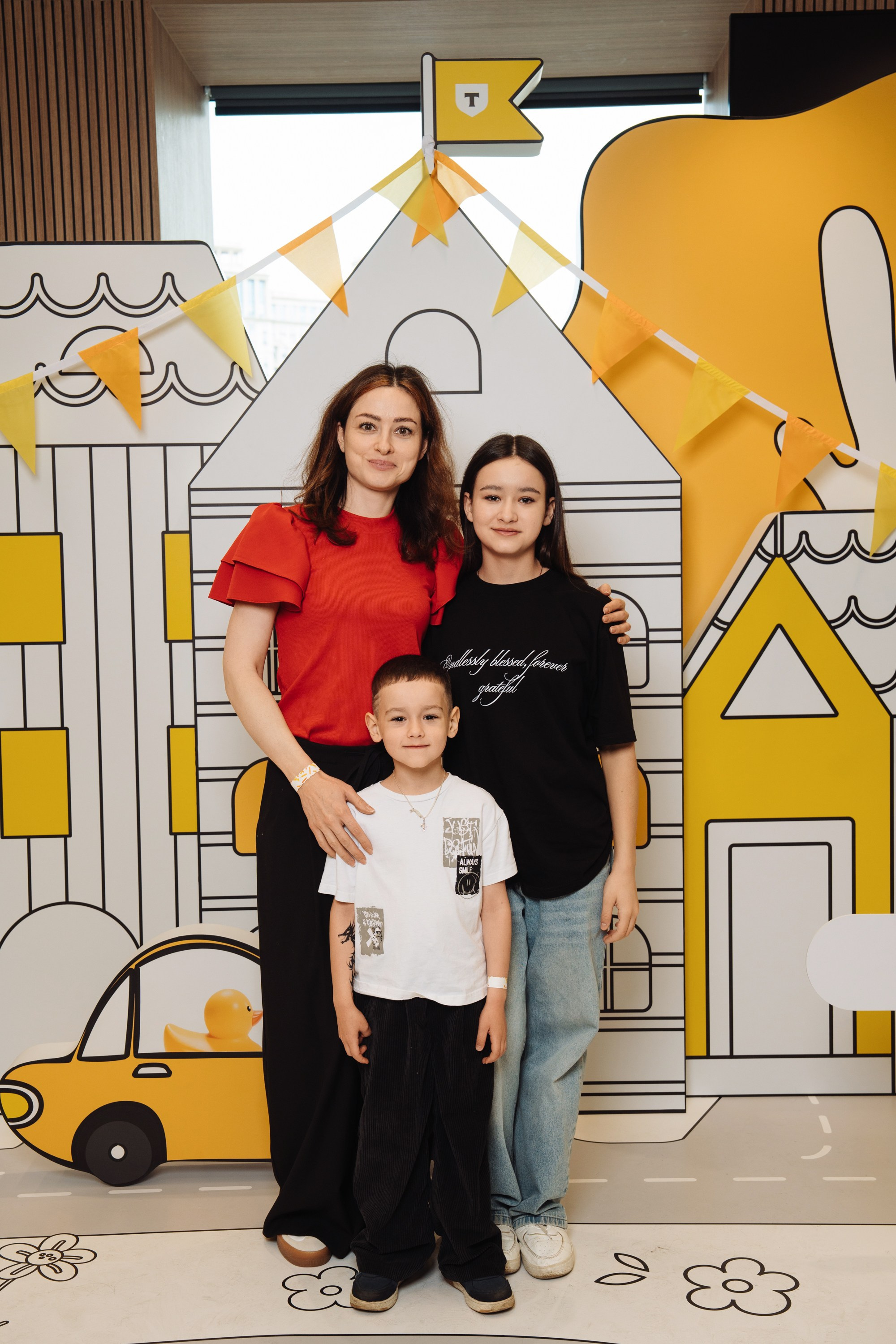 Kids Day 2026. Рекламный фотограф Москва — рекламная и бренд-съёмка | Polyakov