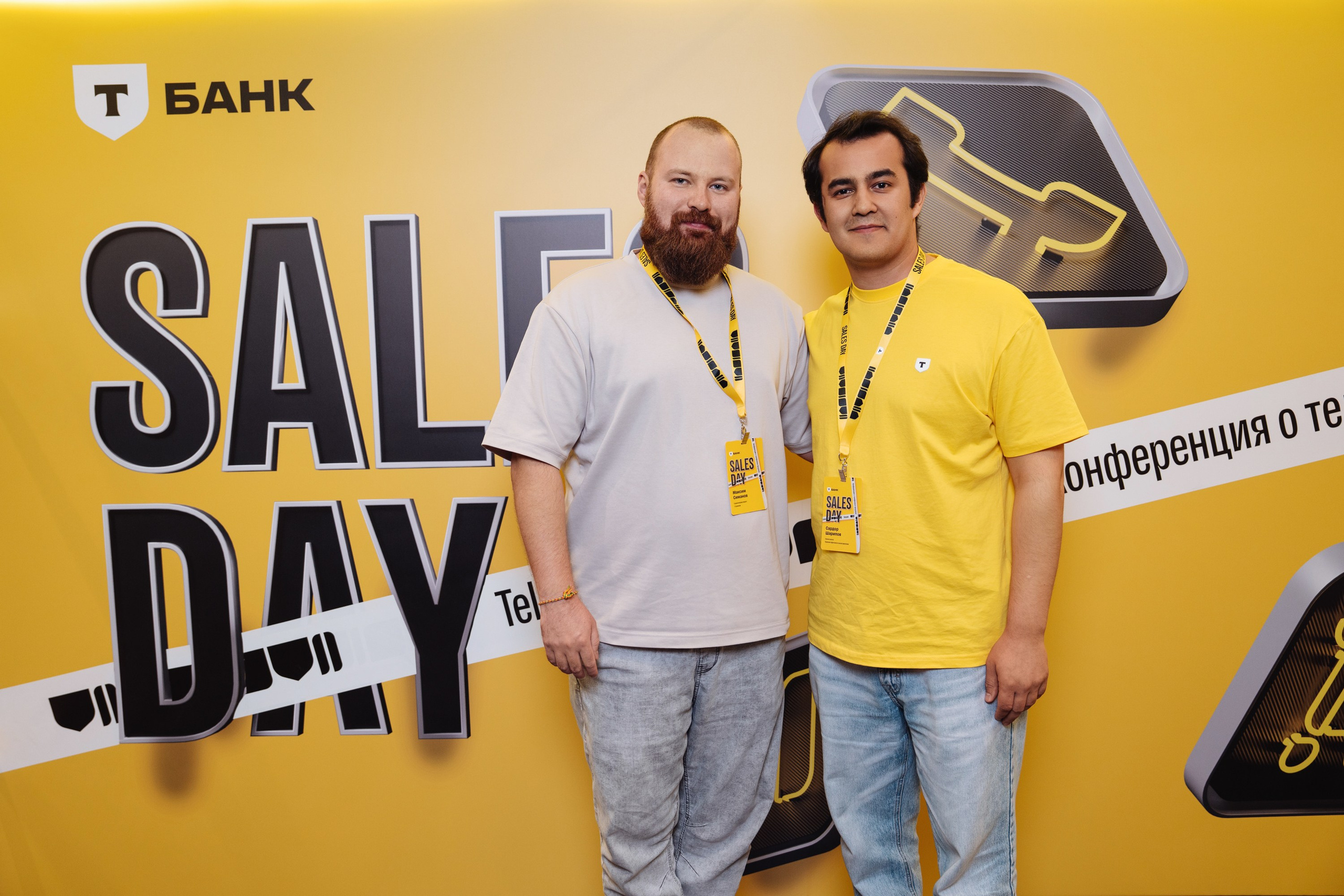 Sales day 2025. Рекламный фотограф Москва — рекламная и бренд-съёмка | Polyakov
