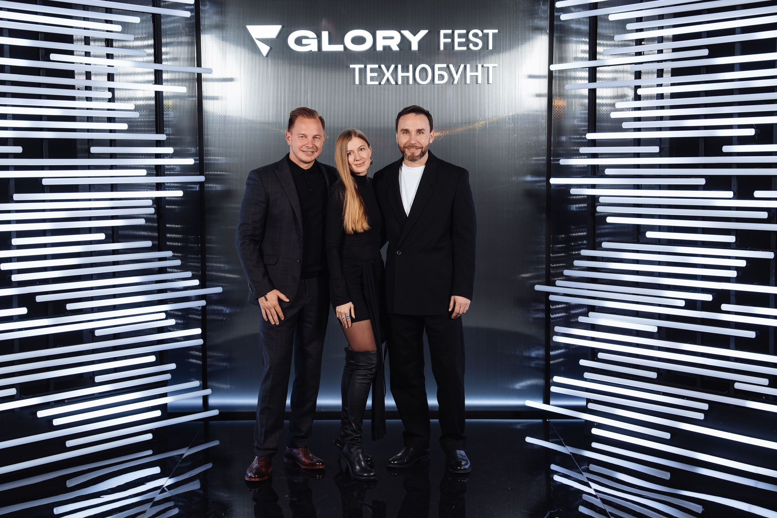 Glory 2025. Рекламный фотограф Москва — рекламная и бренд-съёмка | Polyakov