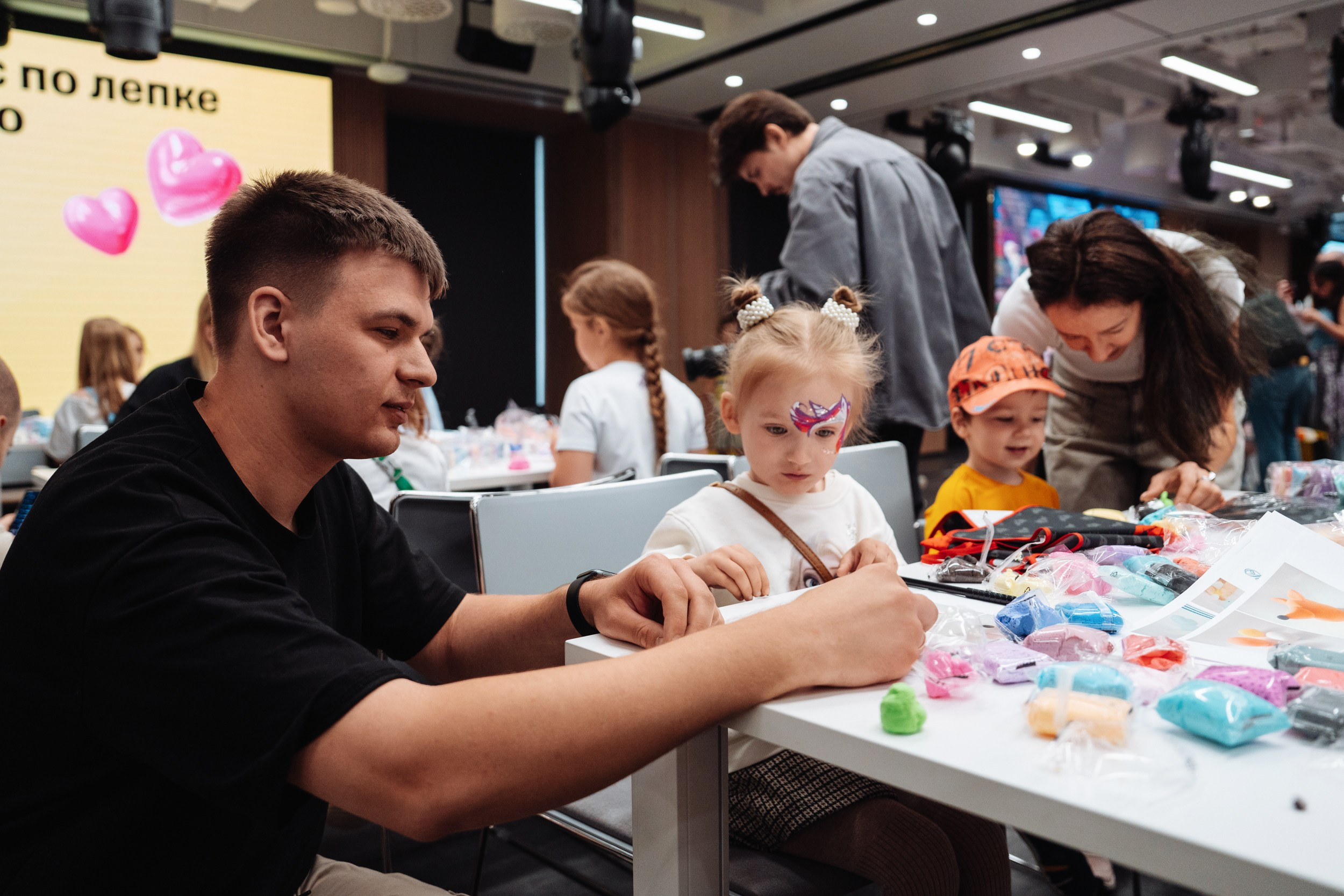 Kids day 2025. Рекламный фотограф Москва — рекламная и бренд-съёмка | Polyakov