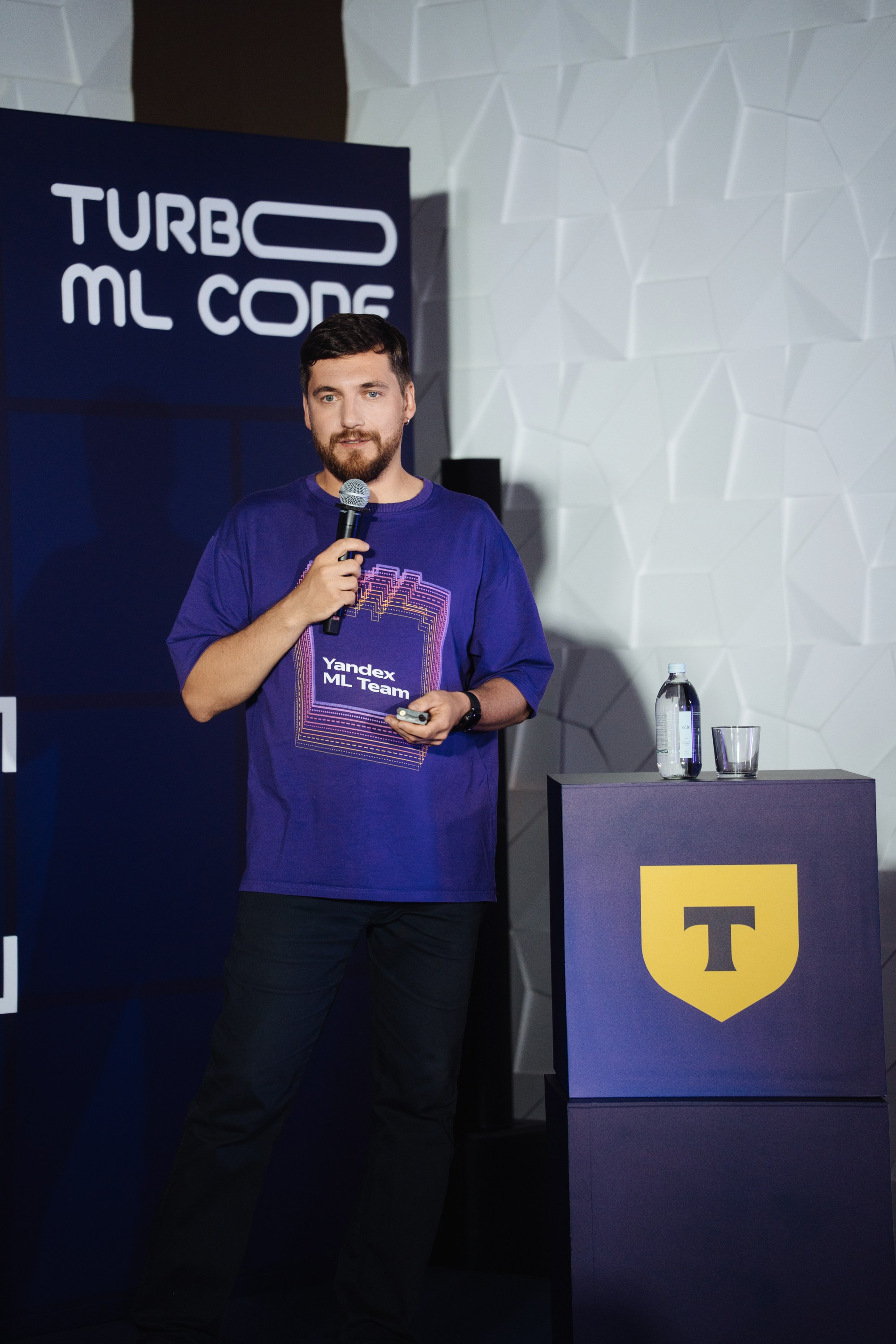 Turbo ML conf 2025. Рекламный фотограф Москва — рекламная и бренд-съёмка | Polyakov