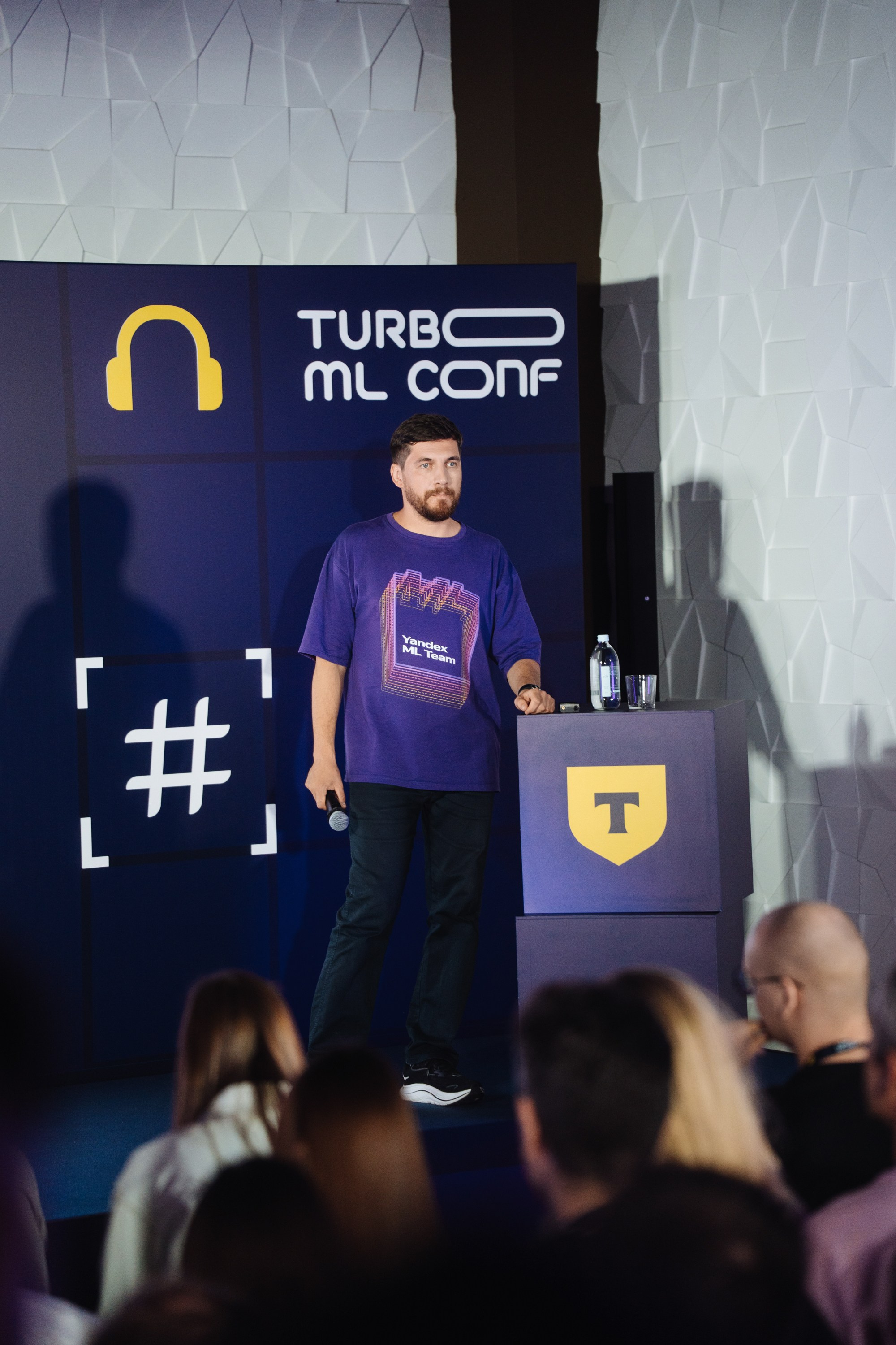 Turbo ML conf 2025. Рекламный фотограф Москва — рекламная и бренд-съёмка | Polyakov