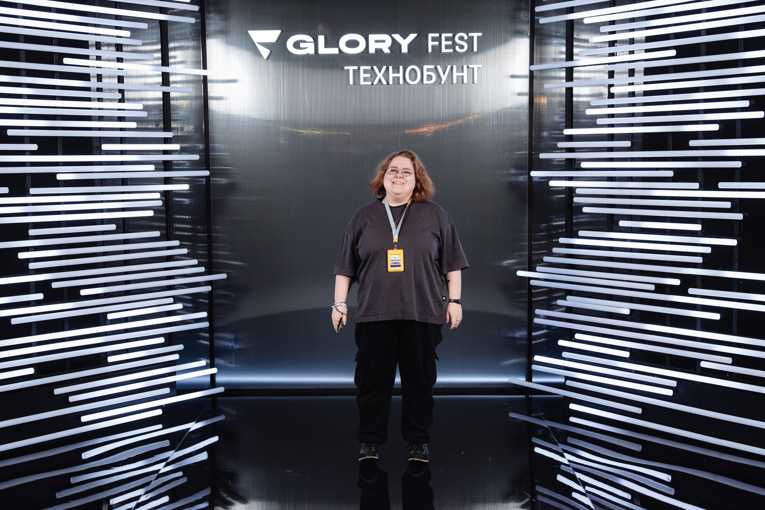 Glory 2025. Рекламный фотограф Москва — рекламная и бренд-съёмка | Polyakov