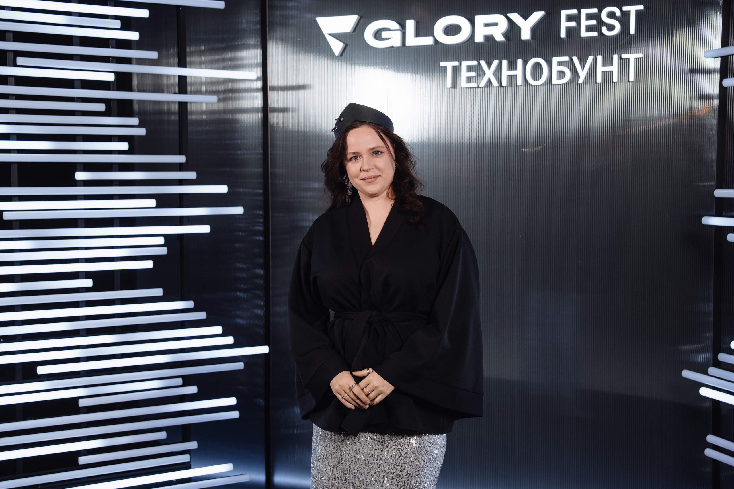 Glory 2025. Рекламный фотограф Москва — рекламная и бренд-съёмка | Polyakov