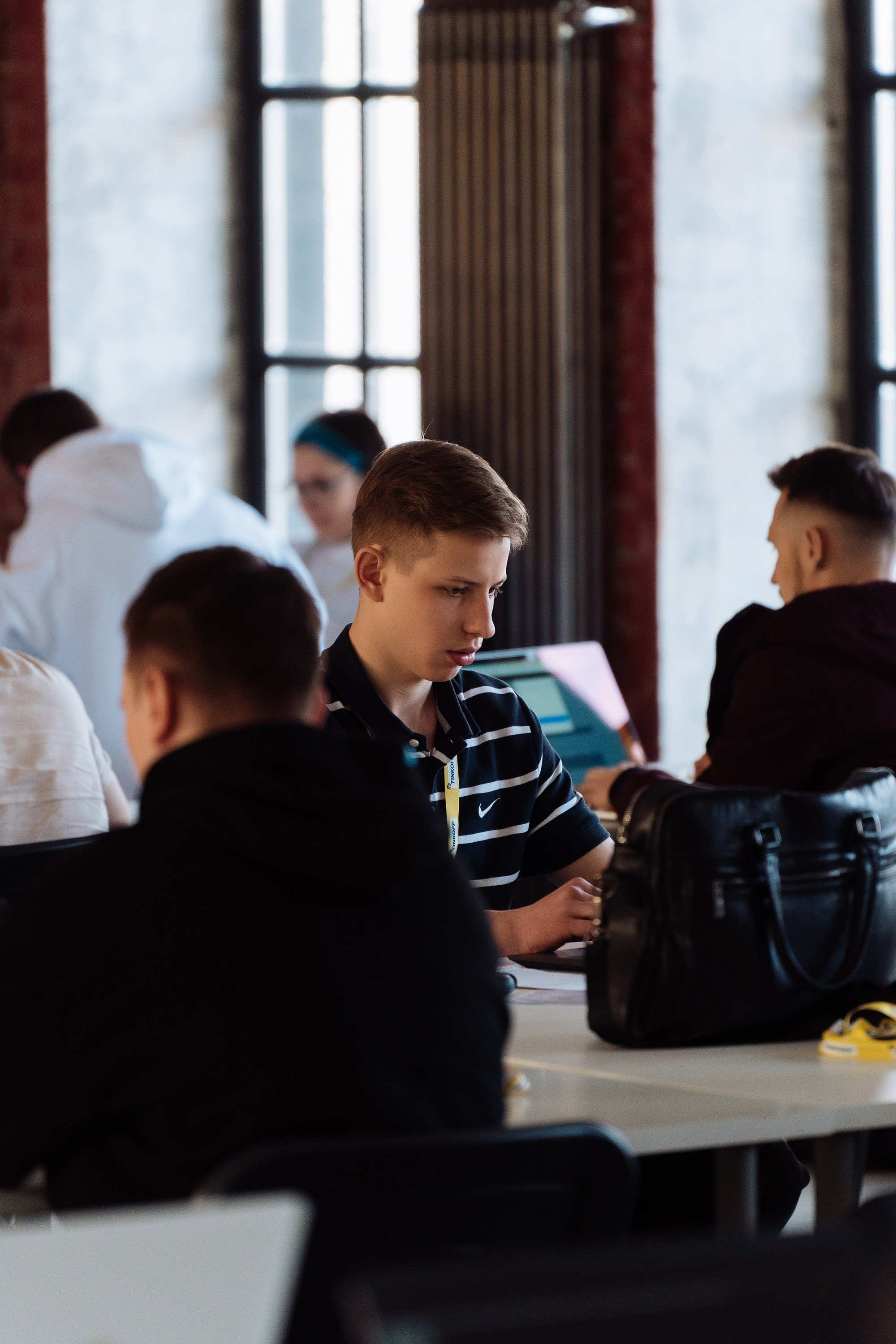 Tinkoff Solution Club. Рекламный фотограф Москва — рекламная и бренд-съёмка | Polyakov