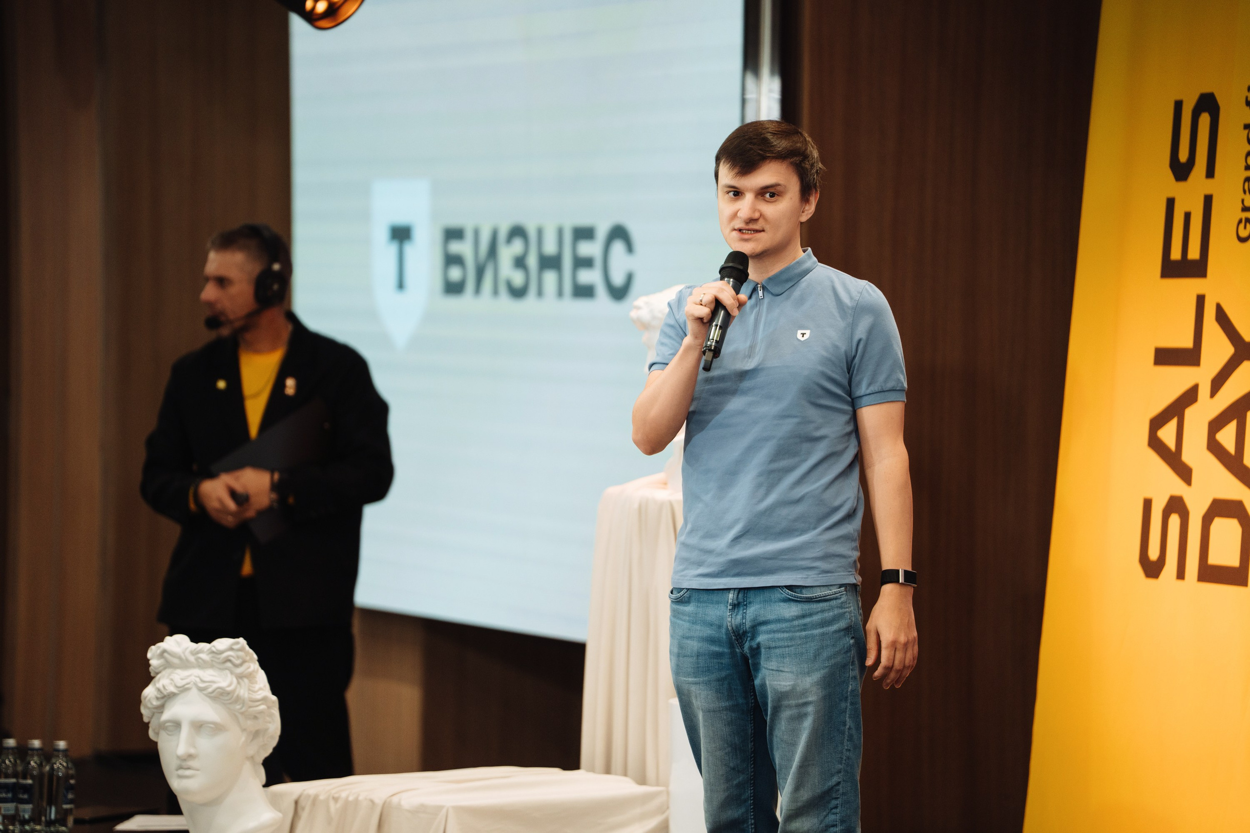 Sales day grand final. Рекламный фотограф Москва — рекламная и бренд-съёмка | Polyakov