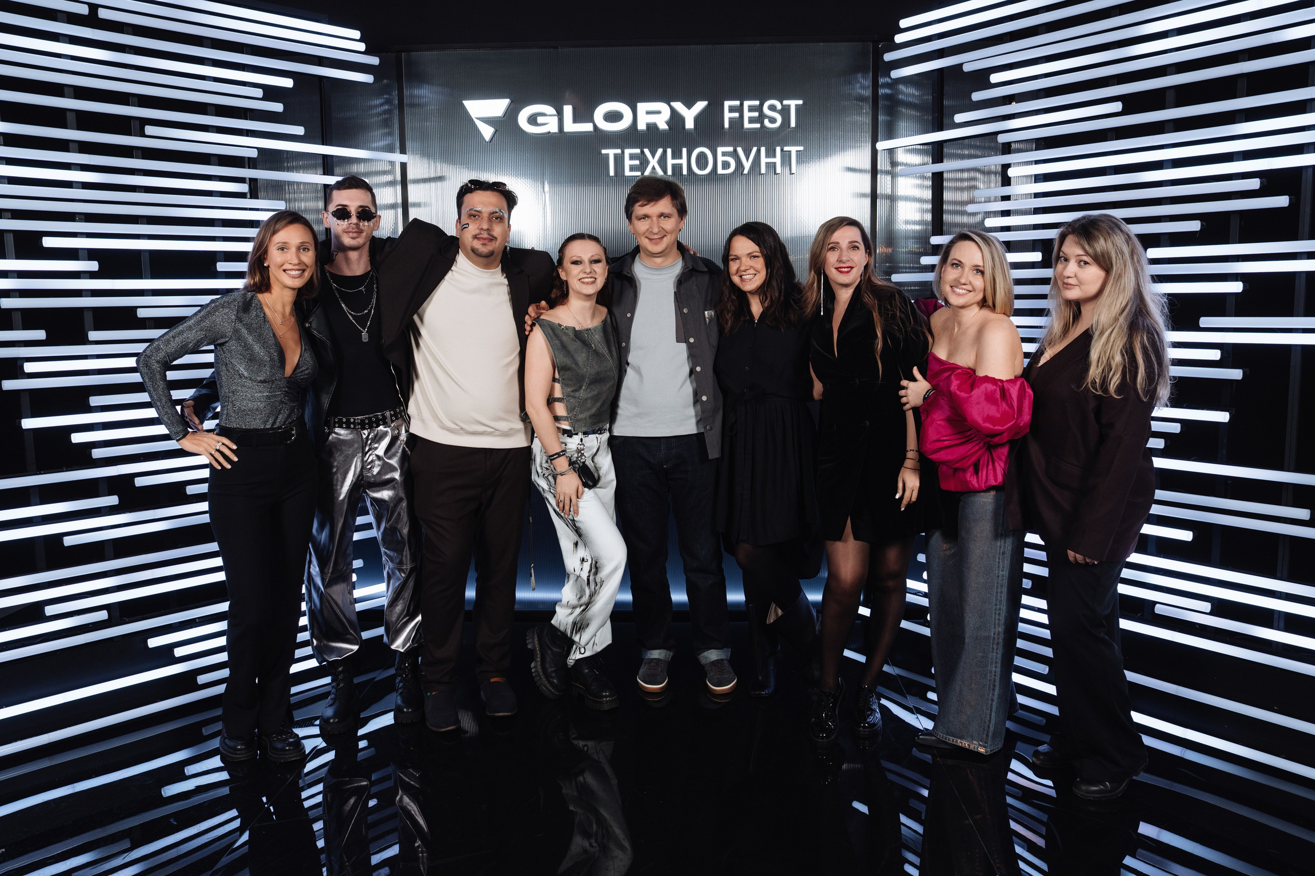 Glory 2025. Рекламный фотограф Москва — рекламная и бренд-съёмка | Polyakov