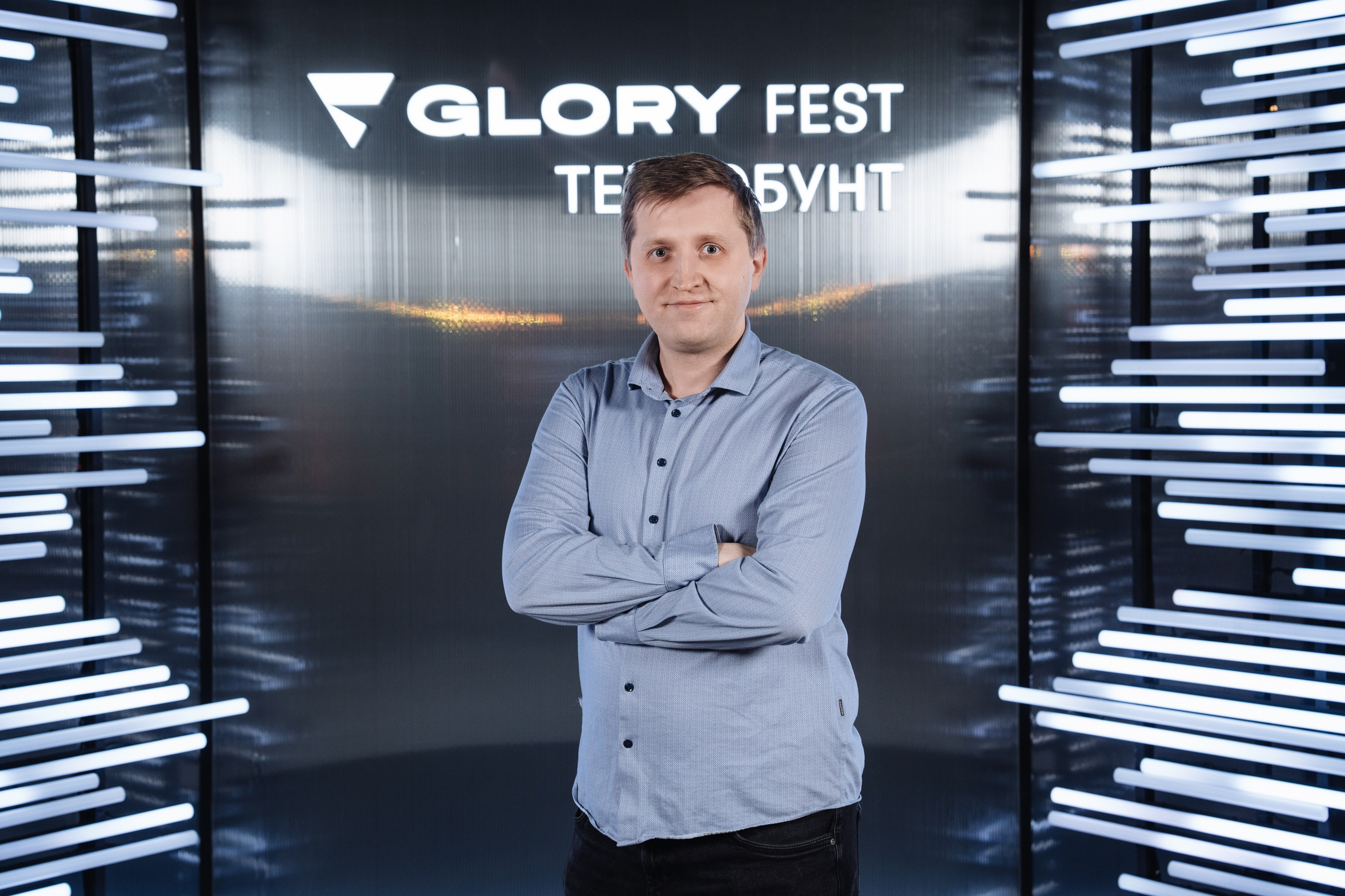 Glory 2025. Рекламный фотограф Москва — рекламная и бренд-съёмка | Polyakov