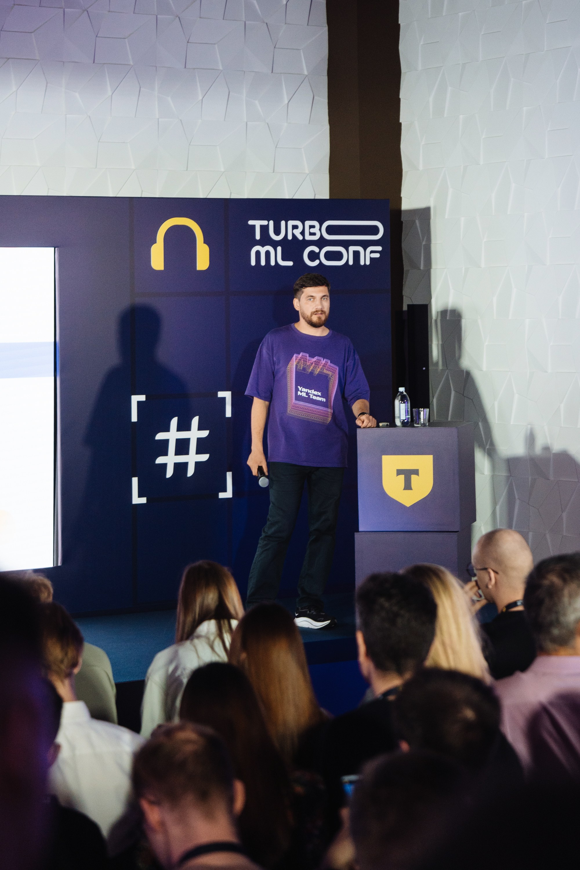 Turbo ML conf 2025. Рекламный фотограф Москва — рекламная и бренд-съёмка | Polyakov