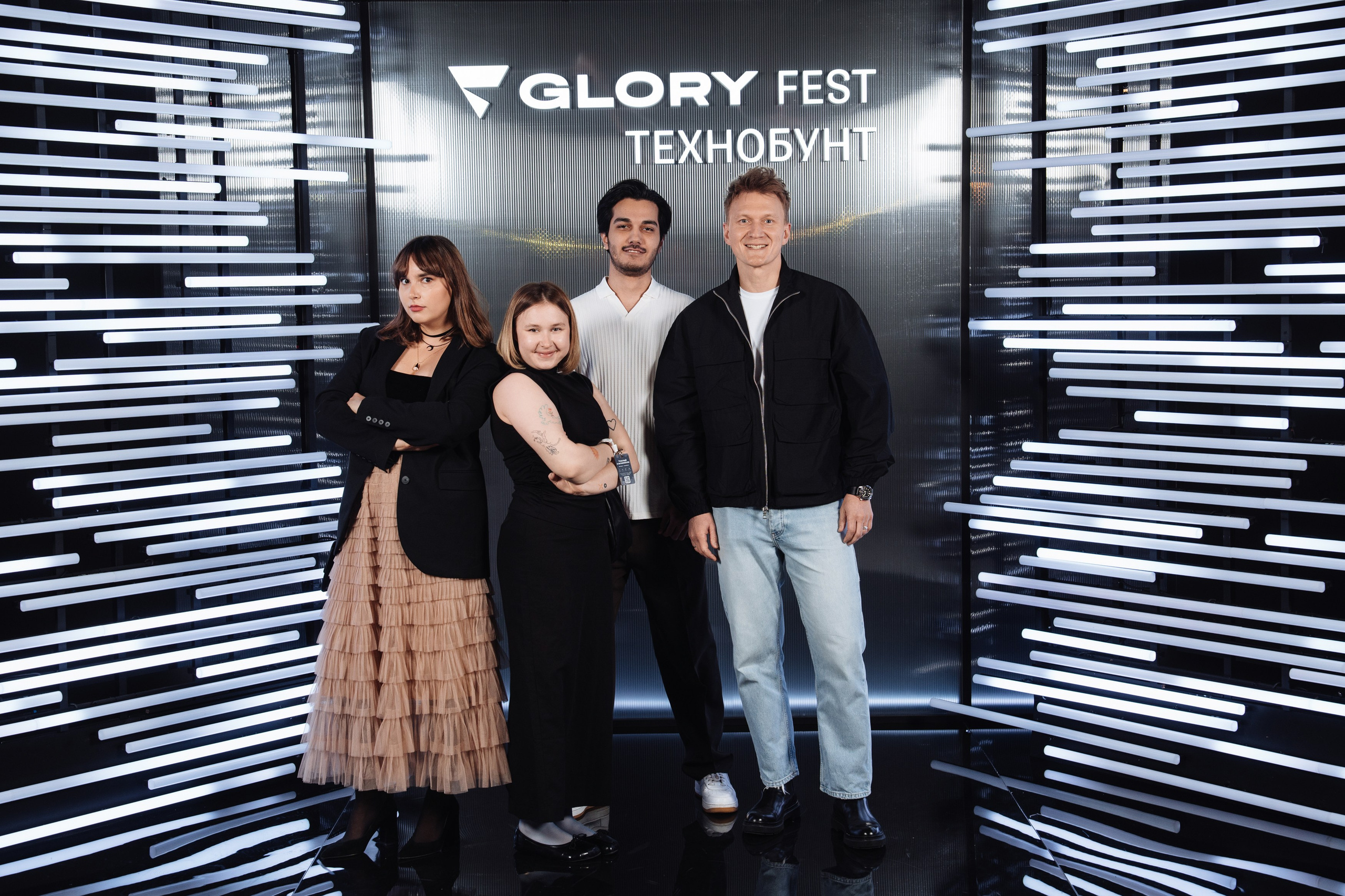 Glory 2025. Рекламный фотограф Москва — рекламная и бренд-съёмка | Polyakov
