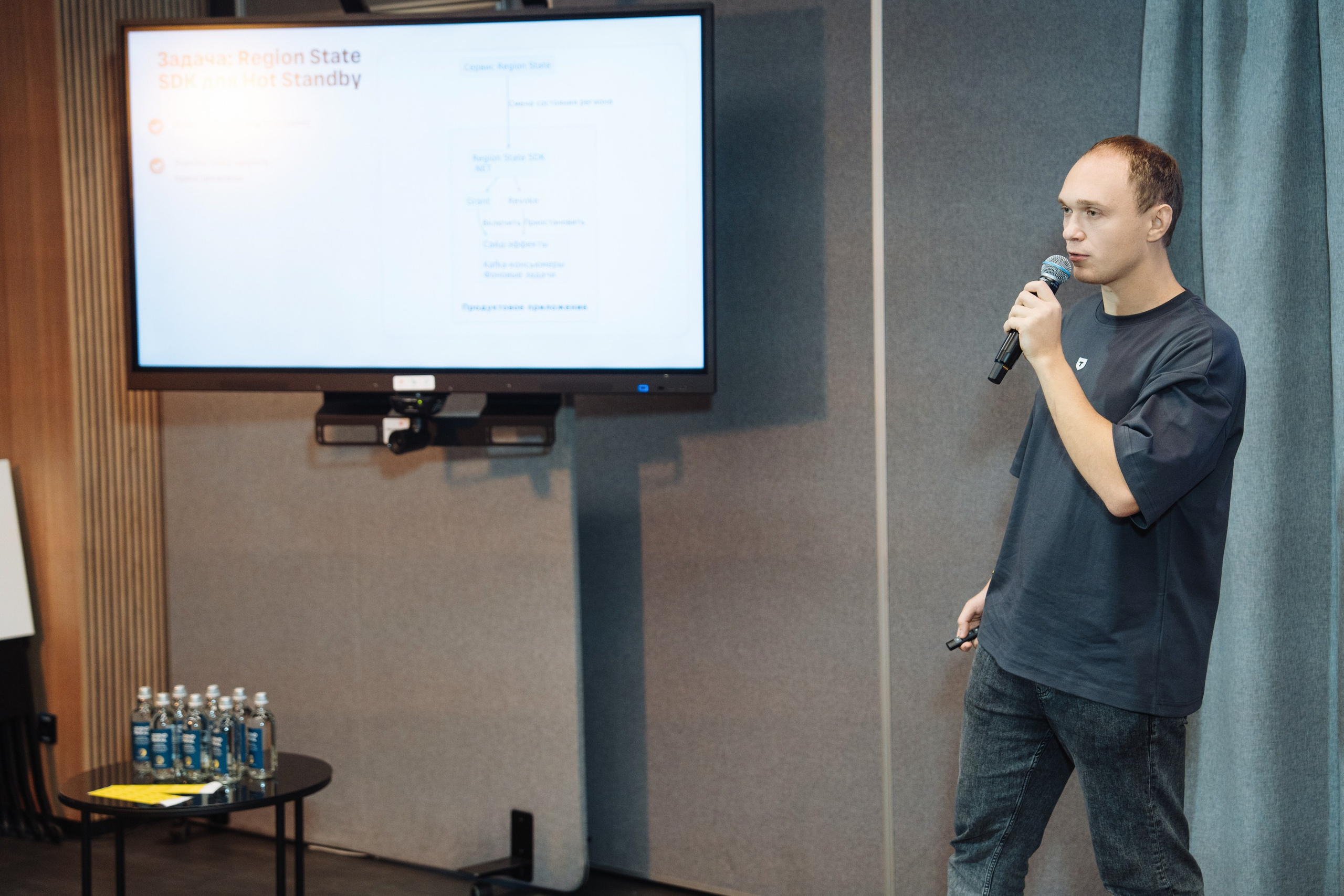 B2B Tech Day. Рекламный фотограф Москва — рекламная и бренд-съёмка | Polyakov
