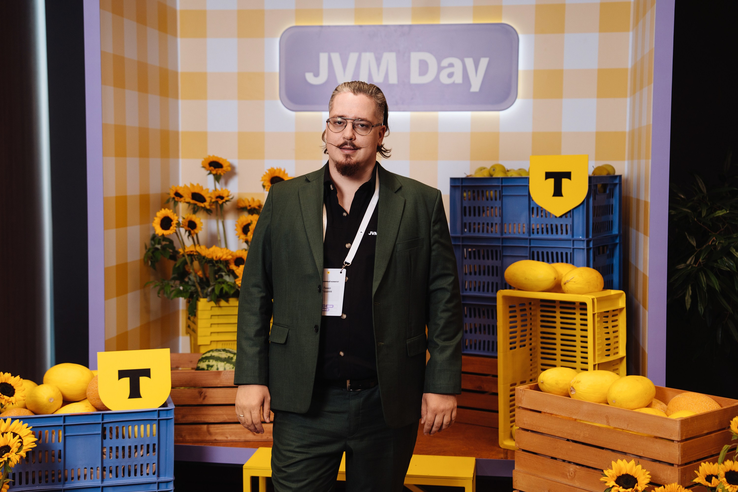 JVM Day 2025. Рекламный фотограф Москва — рекламная и бренд-съёмка | Polyakov