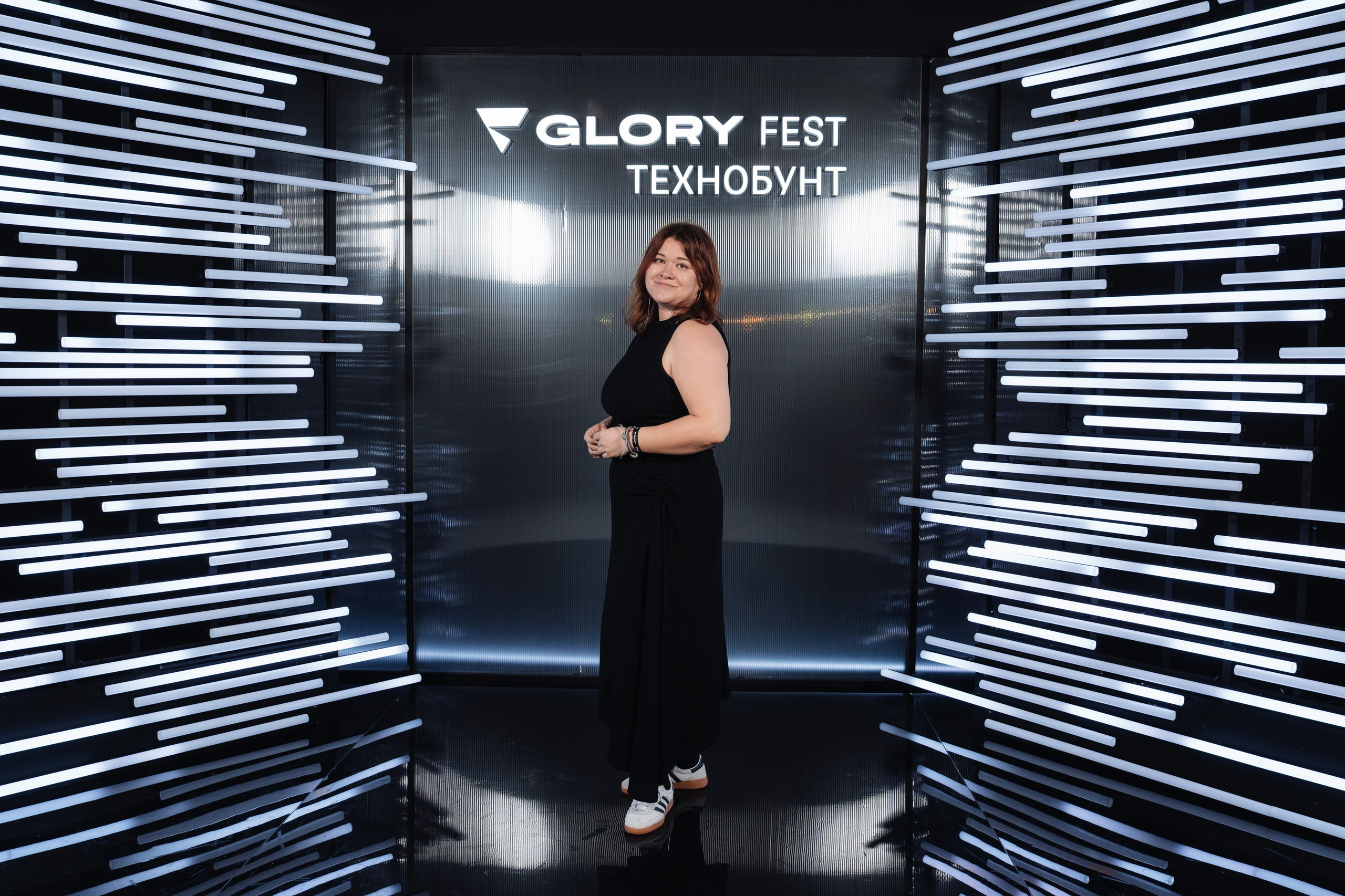 Glory 2025. Рекламный фотограф Москва — рекламная и бренд-съёмка | Polyakov