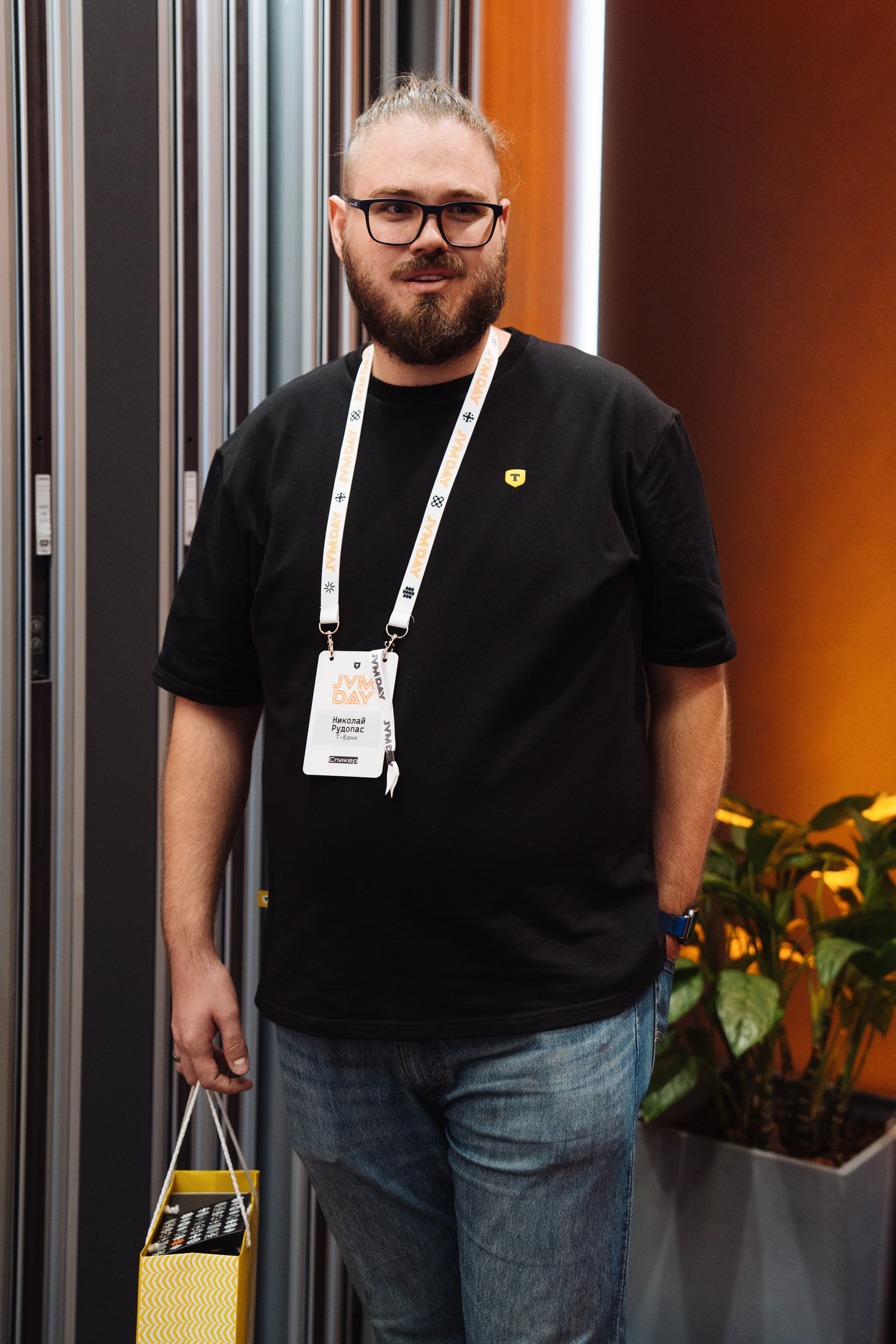 JVM DAY 2026. Рекламный фотограф Москва — рекламная и бренд-съёмка | Polyakov