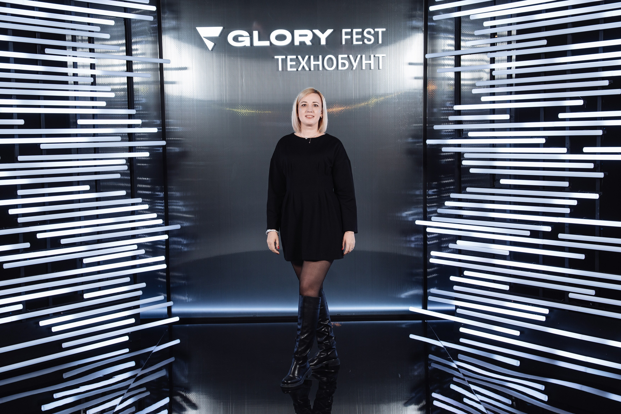 Glory 2025. Рекламный фотограф Москва — рекламная и бренд-съёмка | Polyakov