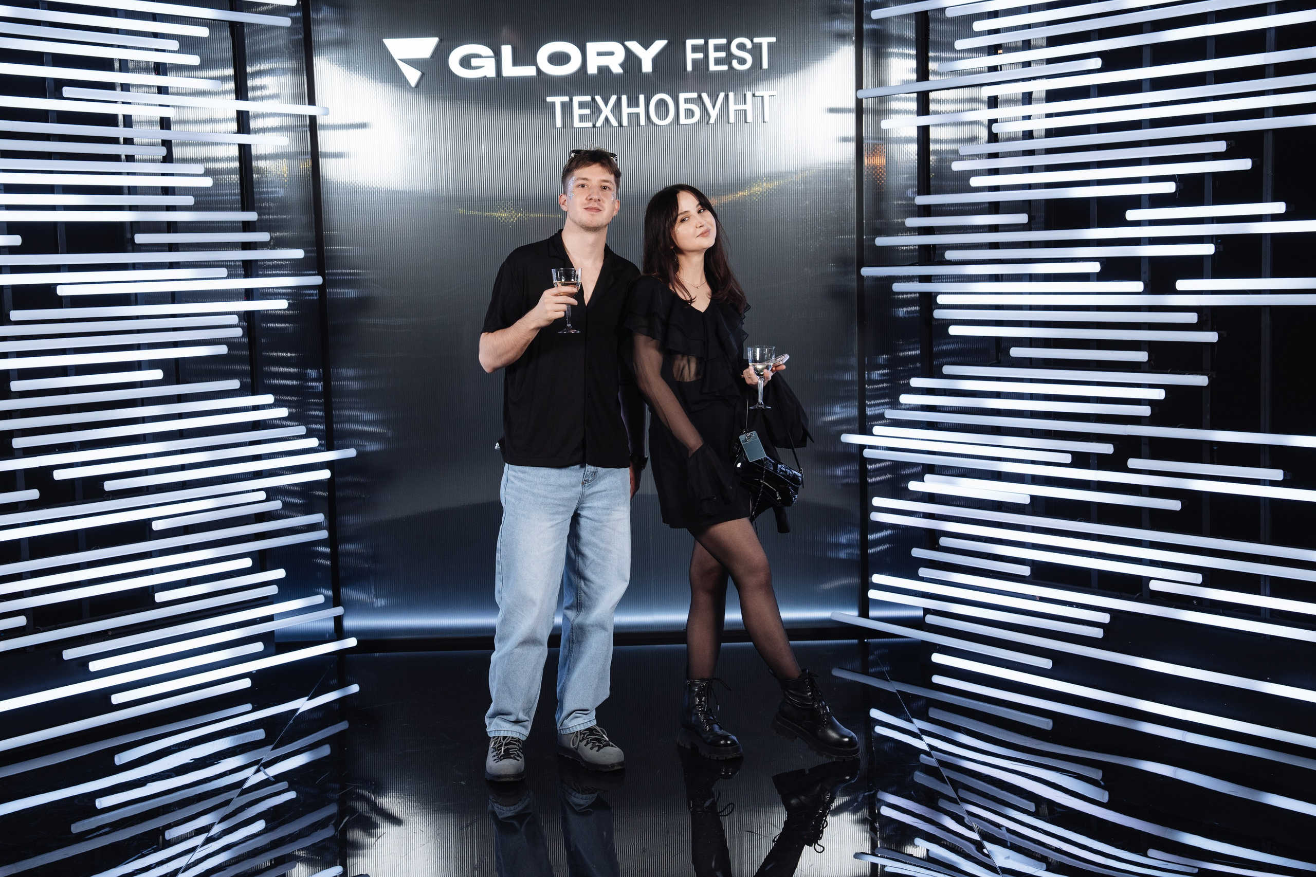 Glory 2025. Рекламный фотограф Москва — рекламная и бренд-съёмка | Polyakov