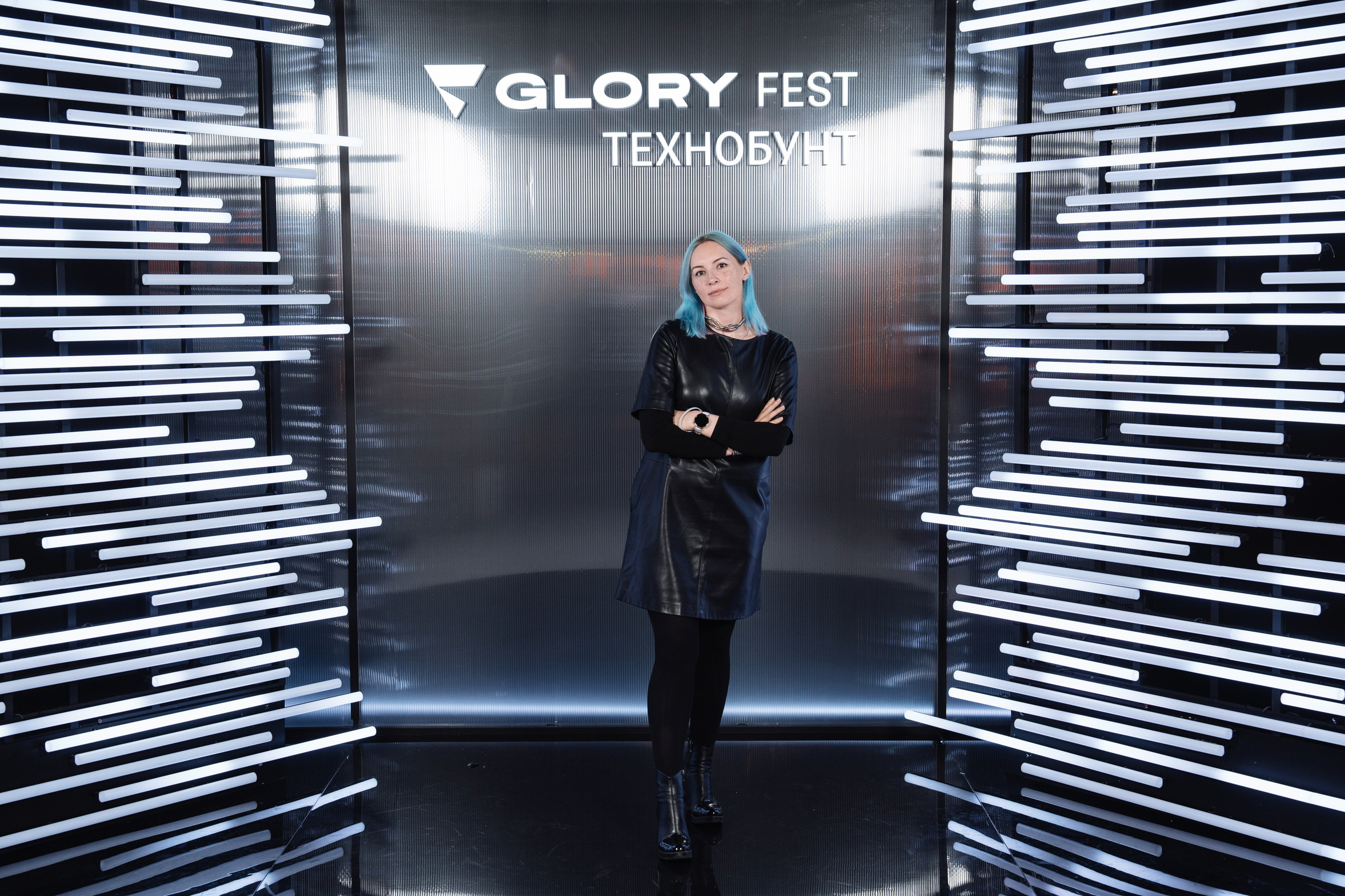 Glory 2025. Рекламный фотограф Москва — рекламная и бренд-съёмка | Polyakov