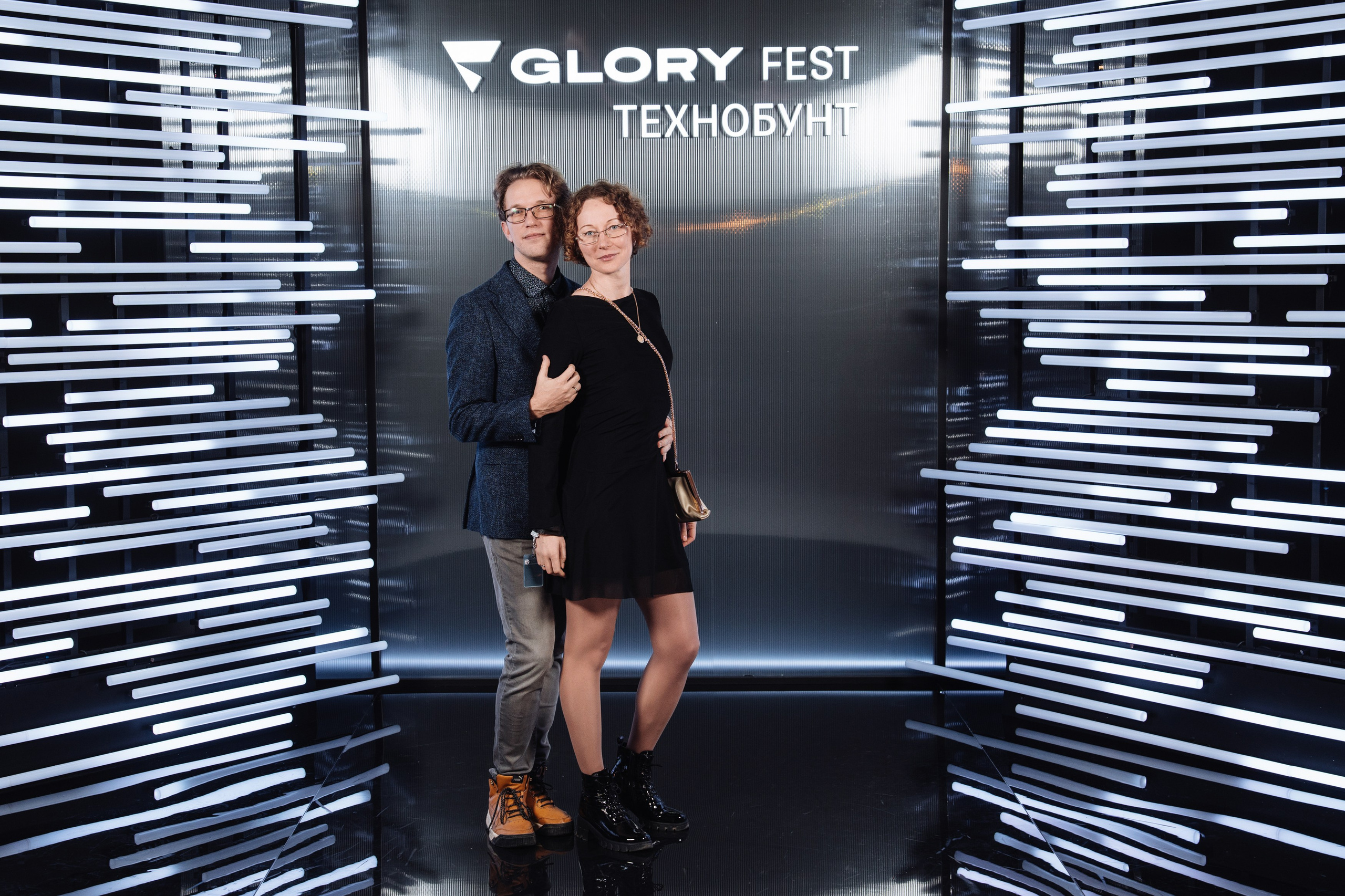 Glory 2025. Рекламный фотограф Москва — рекламная и бренд-съёмка | Polyakov
