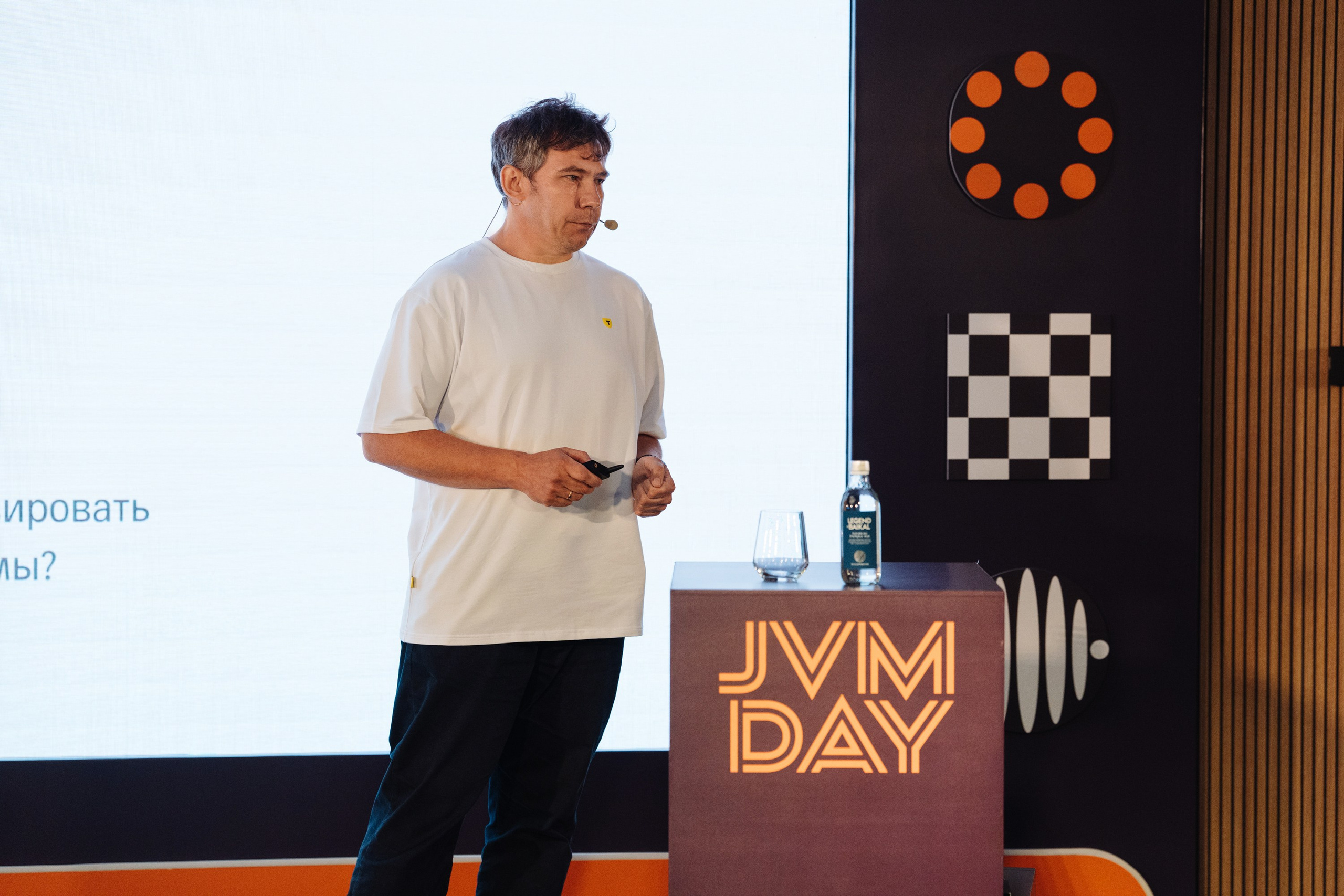 JVM DAY 2026. Рекламный фотограф Москва — рекламная и бренд-съёмка | Polyakov