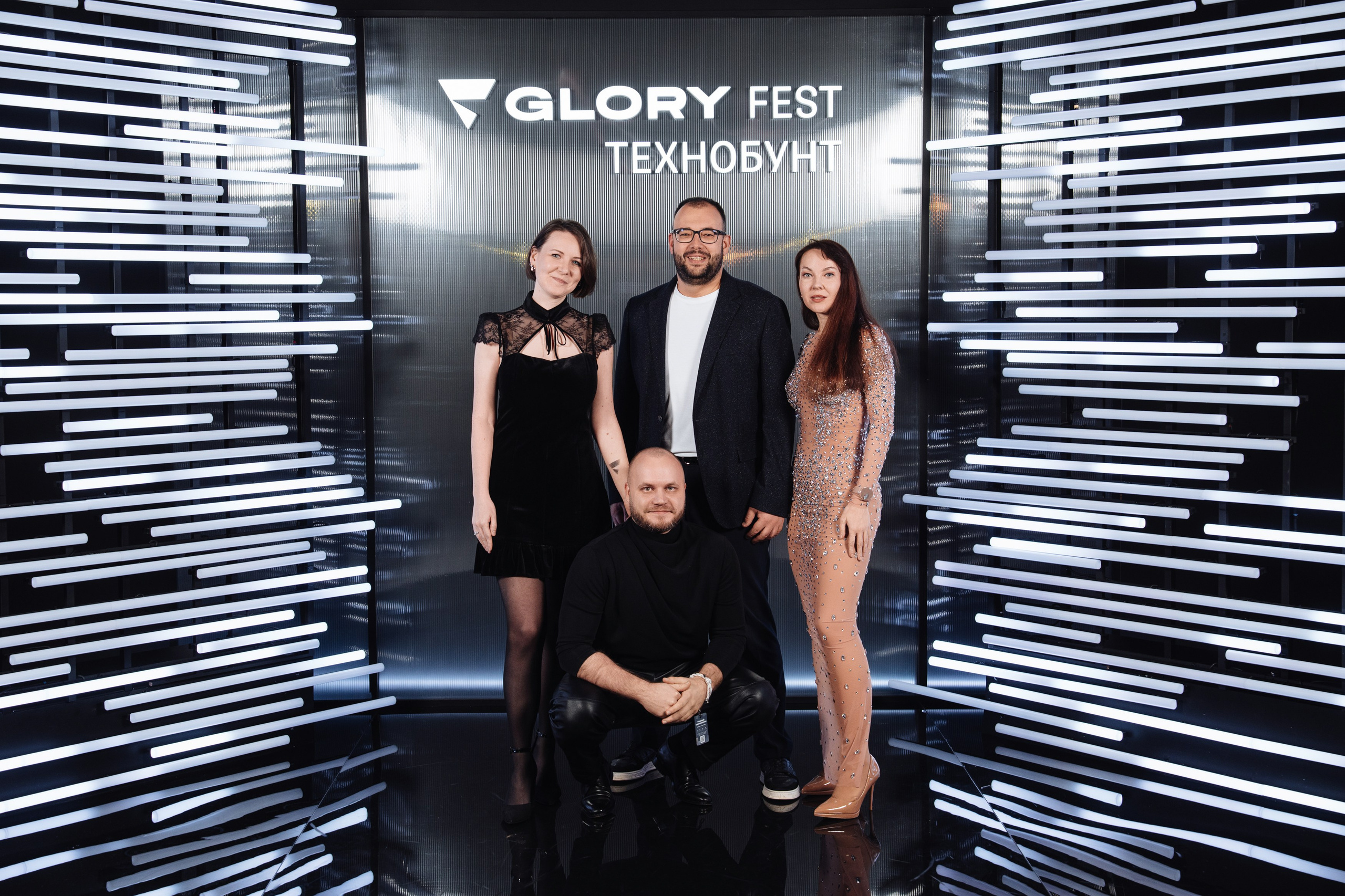 Glory 2025. Рекламный фотограф Москва — рекламная и бренд-съёмка | Polyakov