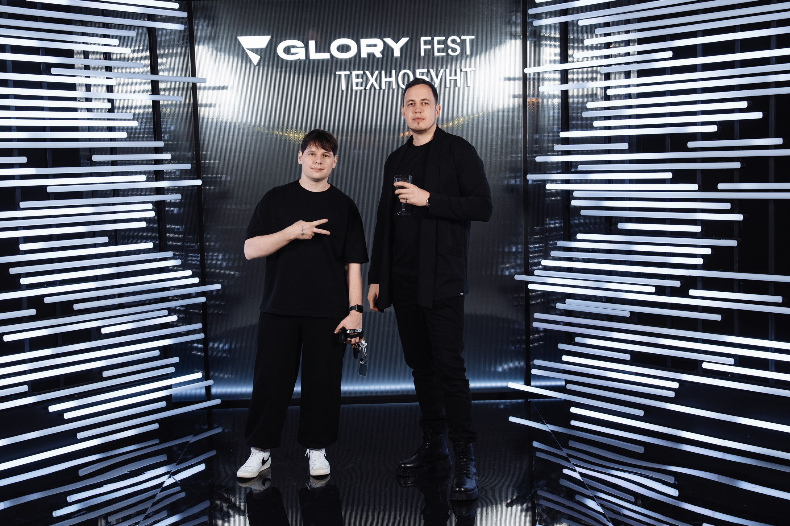 Glory 2025. Рекламный фотограф Москва — рекламная и бренд-съёмка | Polyakov