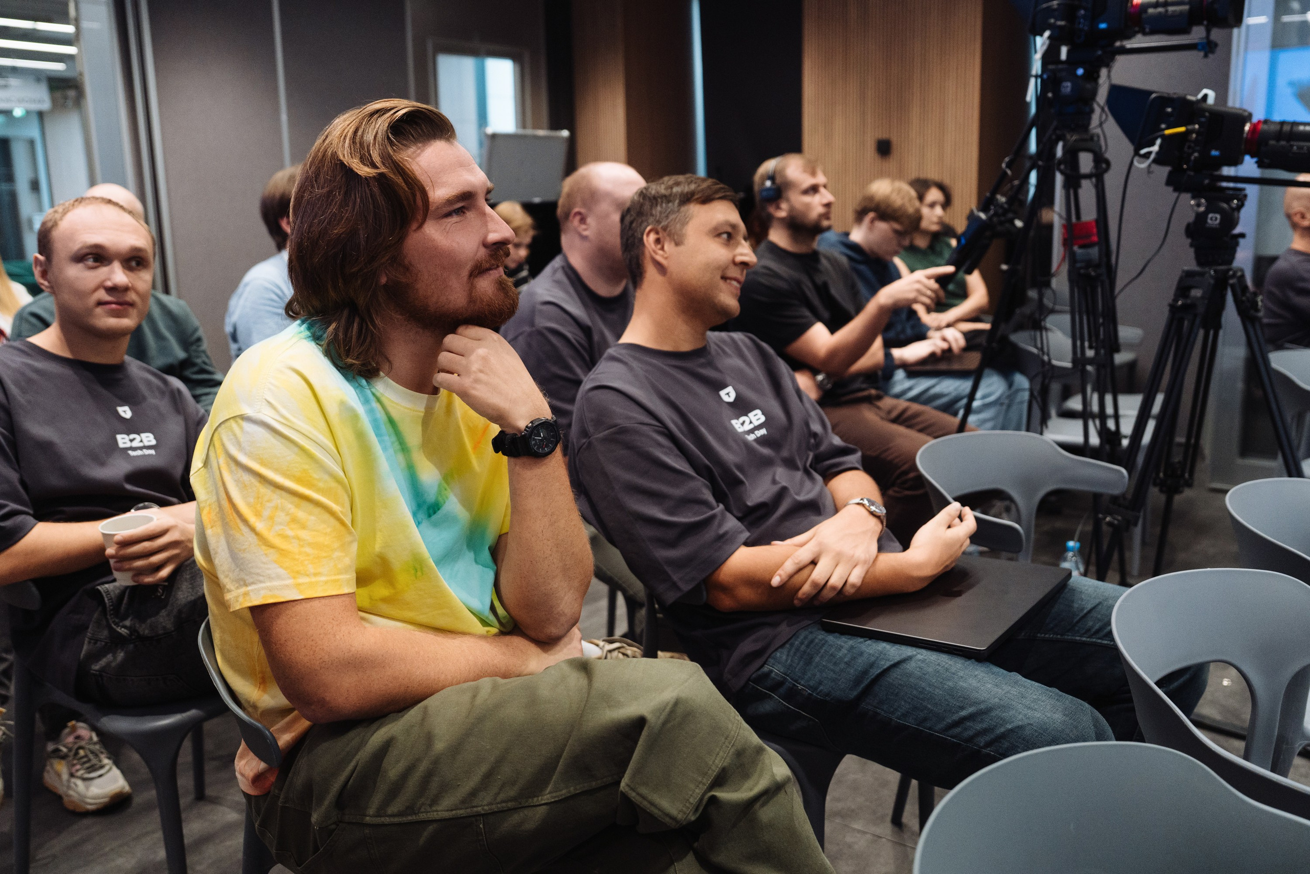 B2B Tech Day. Рекламный фотограф Москва — рекламная и бренд-съёмка | Polyakov