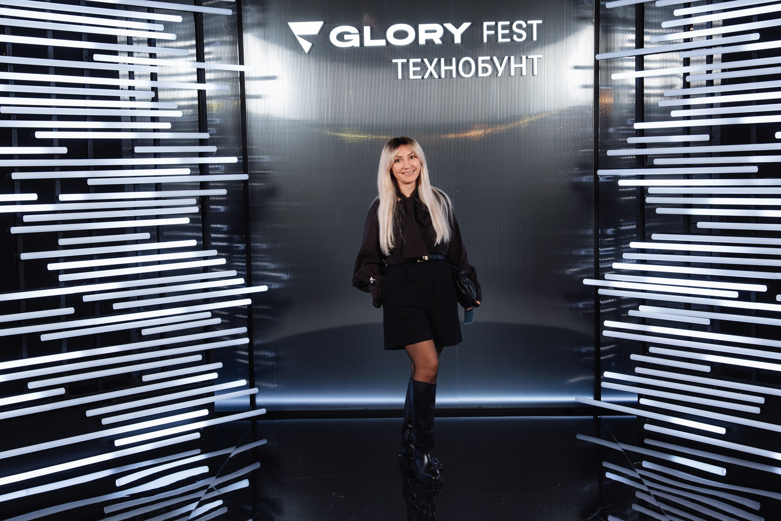 Glory 2025. Рекламный фотограф Москва — рекламная и бренд-съёмка | Polyakov