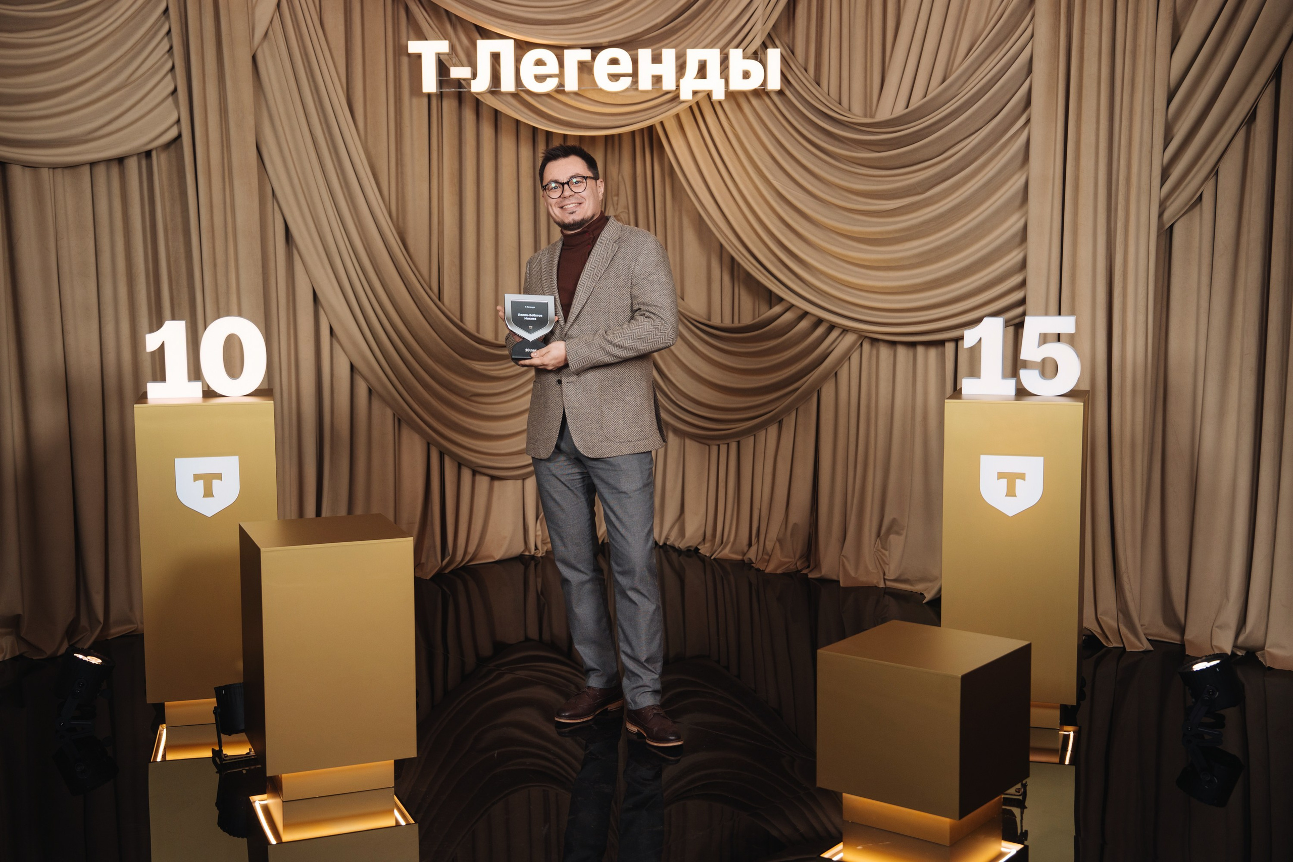 Т-Легенды 2025. Рекламный фотограф Москва — рекламная и бренд-съёмка | Polyakov