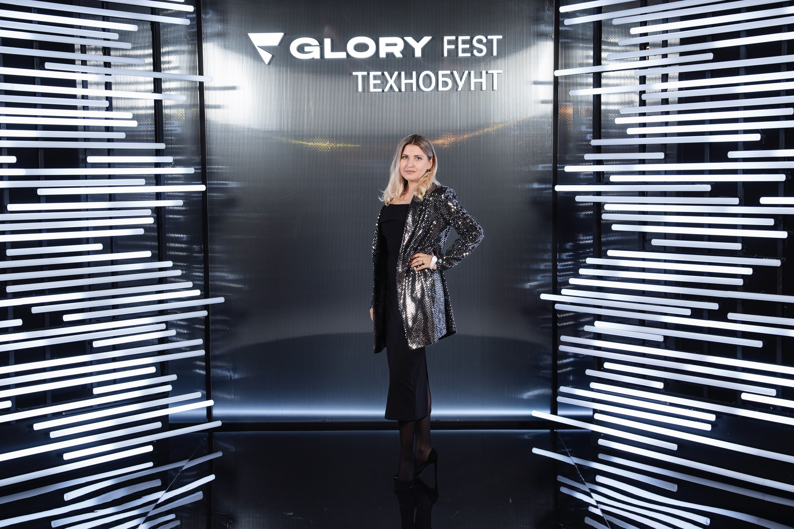 Glory 2025. Рекламный фотограф Москва — рекламная и бренд-съёмка | Polyakov