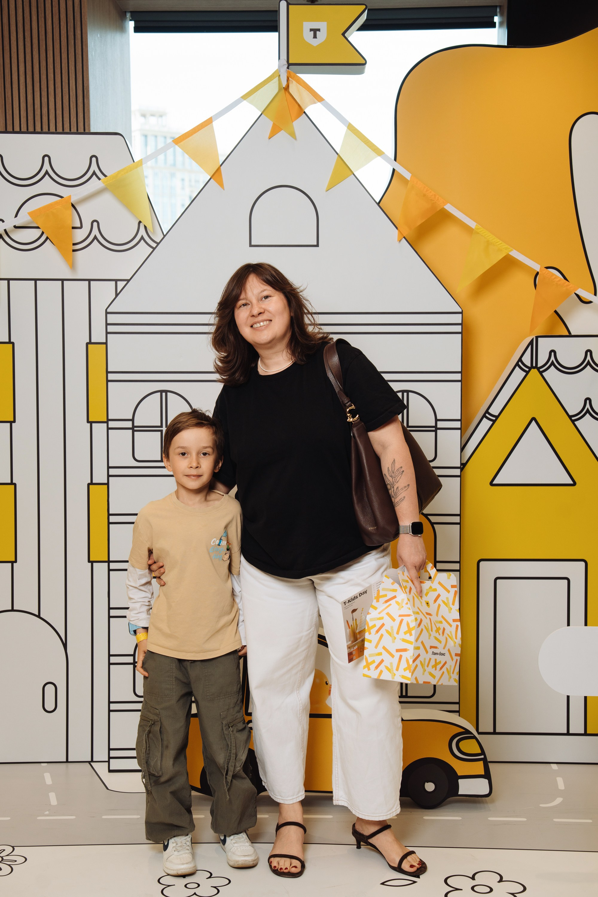 Kids Day 2026. Рекламный фотограф Москва — рекламная и бренд-съёмка | Polyakov
