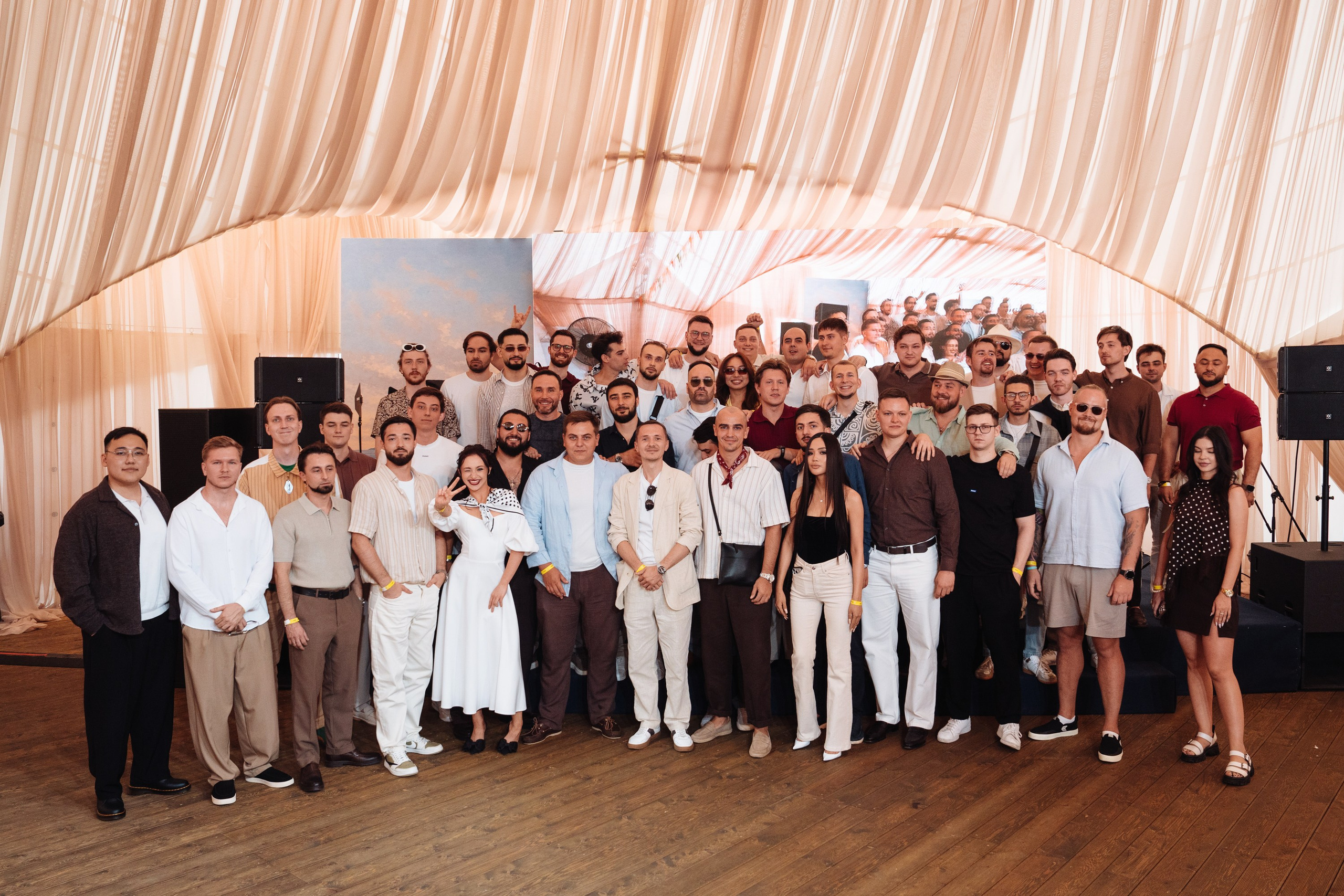 Summer corporate. Рекламный фотограф Москва — рекламная и бренд-съёмка | Polyakov