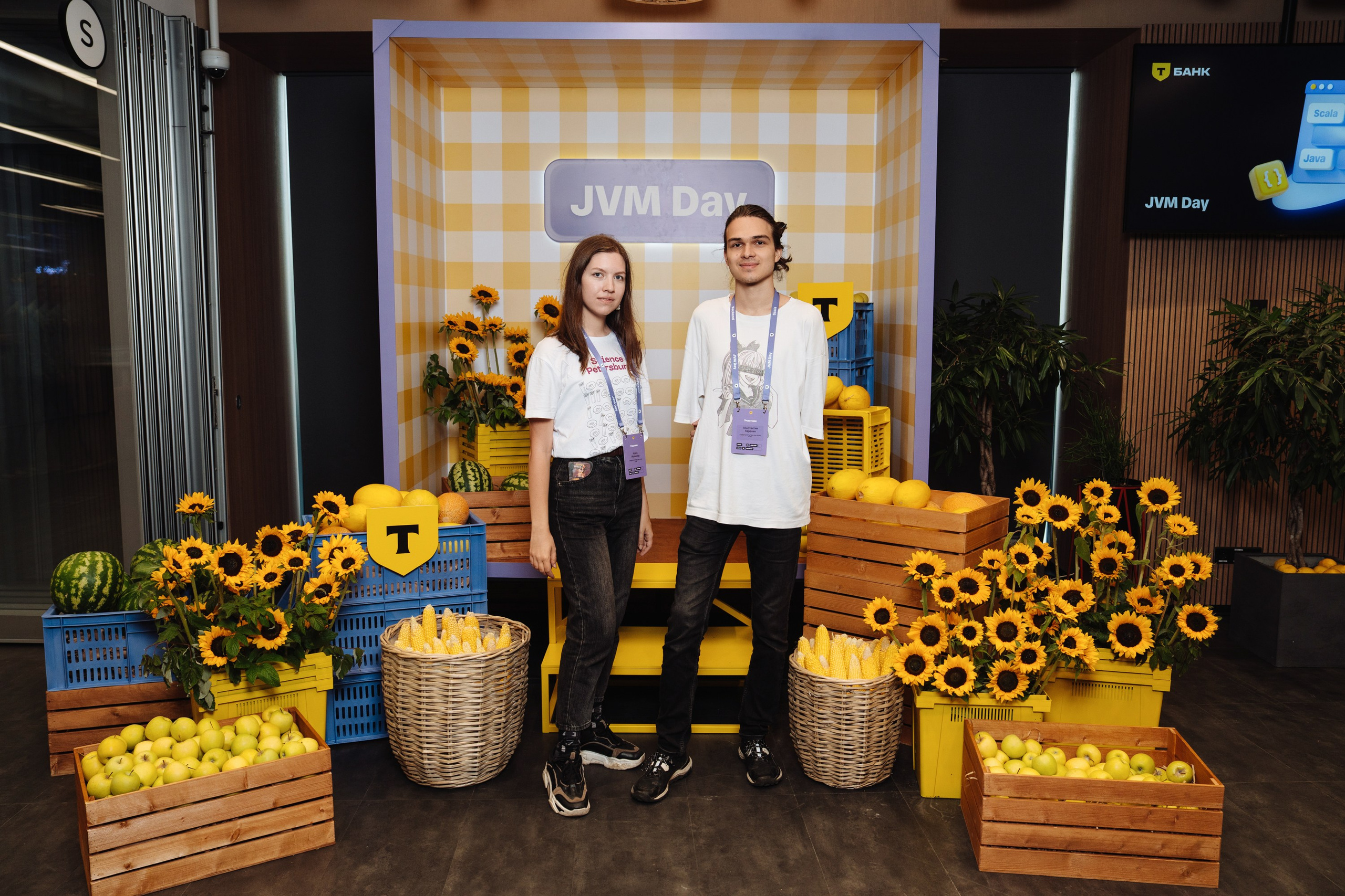 JVM Day 2025. Рекламный фотограф Москва — рекламная и бренд-съёмка | Polyakov