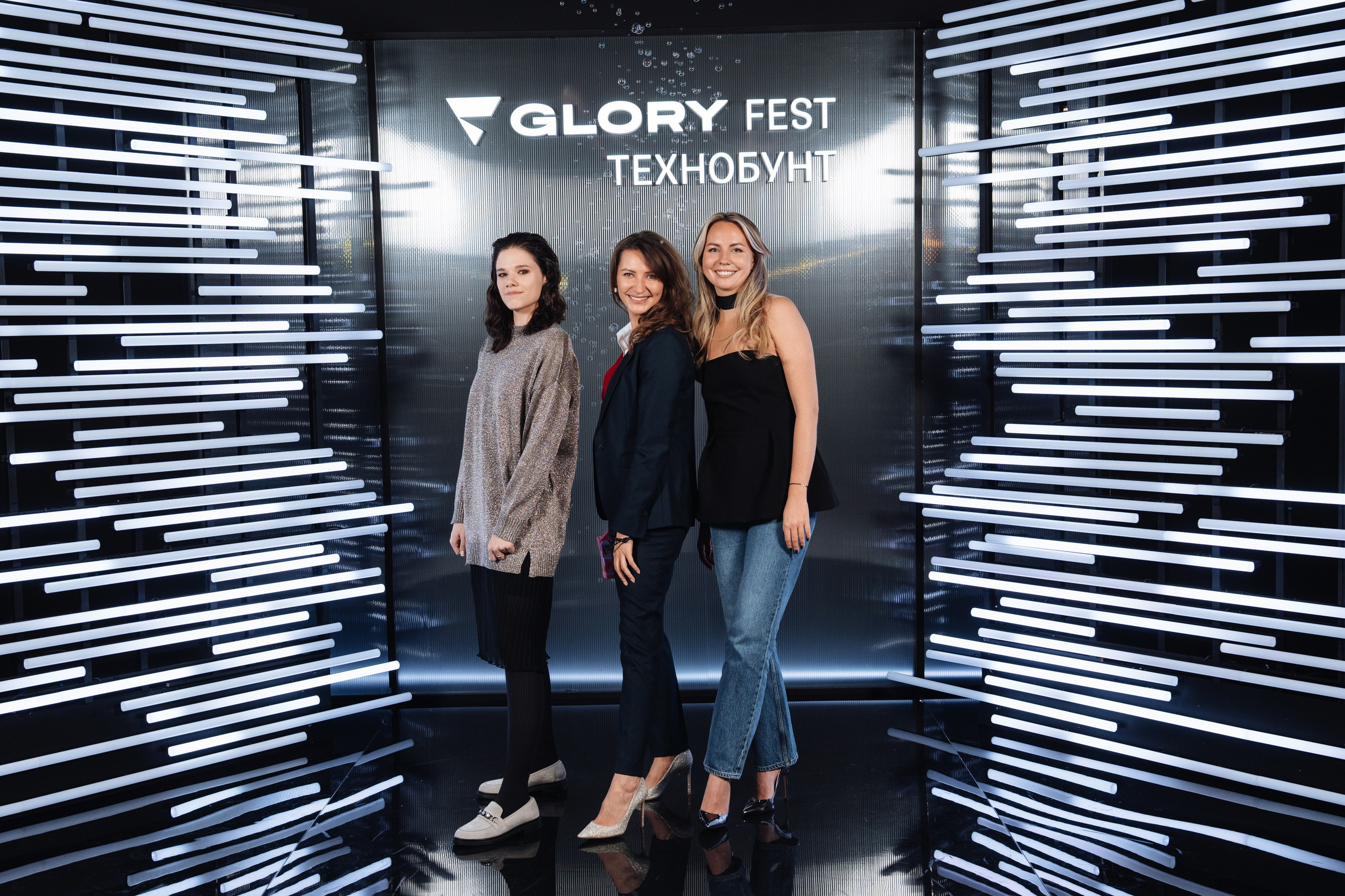 Glory 2025. Рекламный фотограф Москва — рекламная и бренд-съёмка | Polyakov