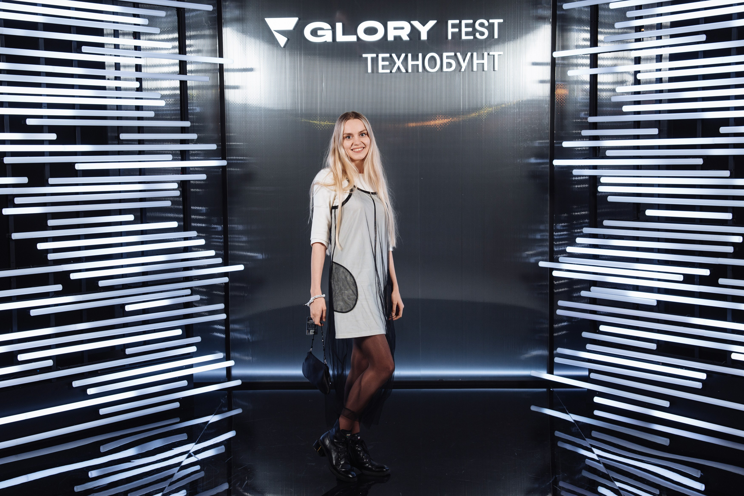 Glory 2025. Рекламный фотограф Москва — рекламная и бренд-съёмка | Polyakov