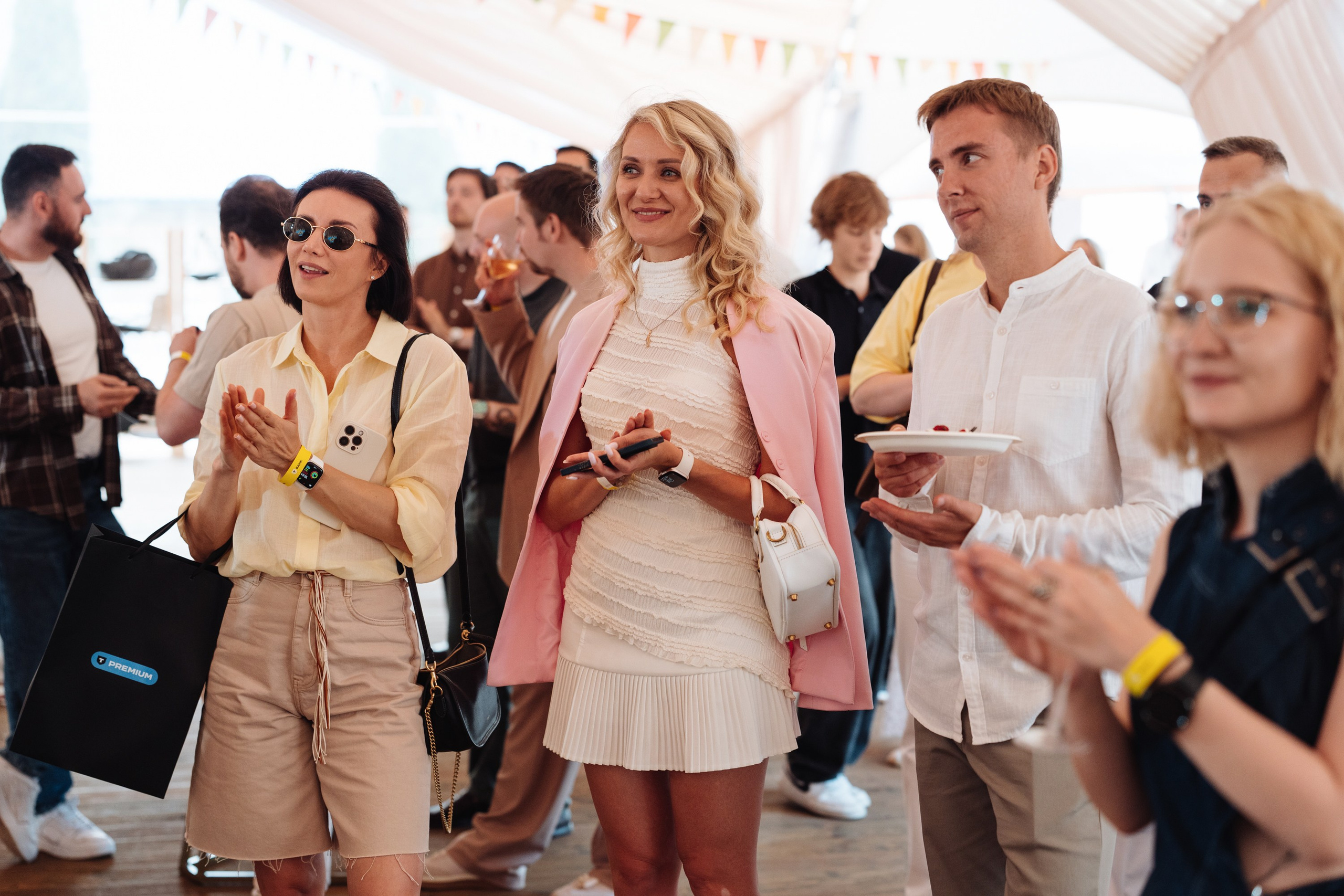 Summer corporate. Рекламный фотограф Москва — рекламная и бренд-съёмка | Polyakov