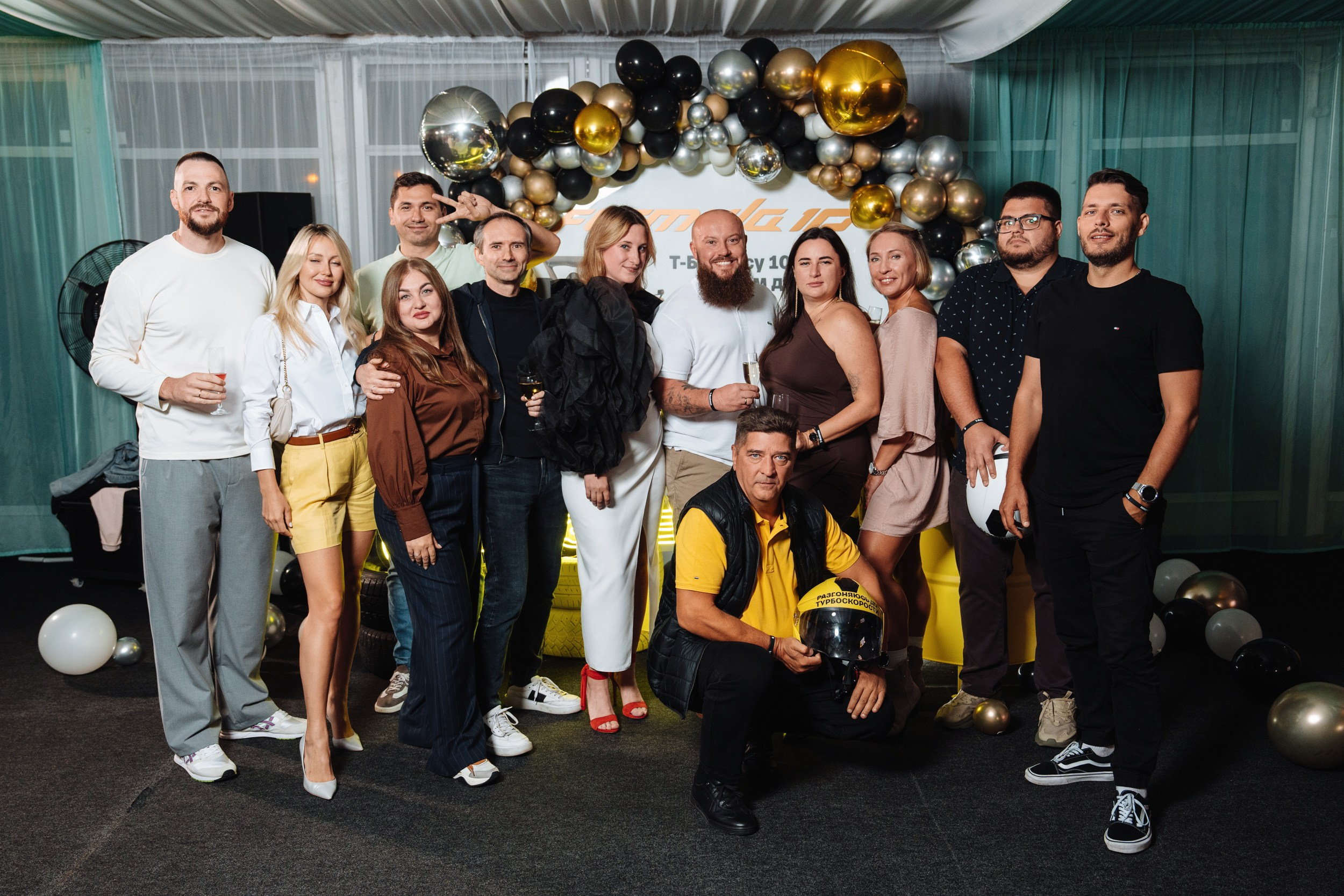 Summer corporate. Рекламный фотограф Москва — рекламная и бренд-съёмка | Polyakov